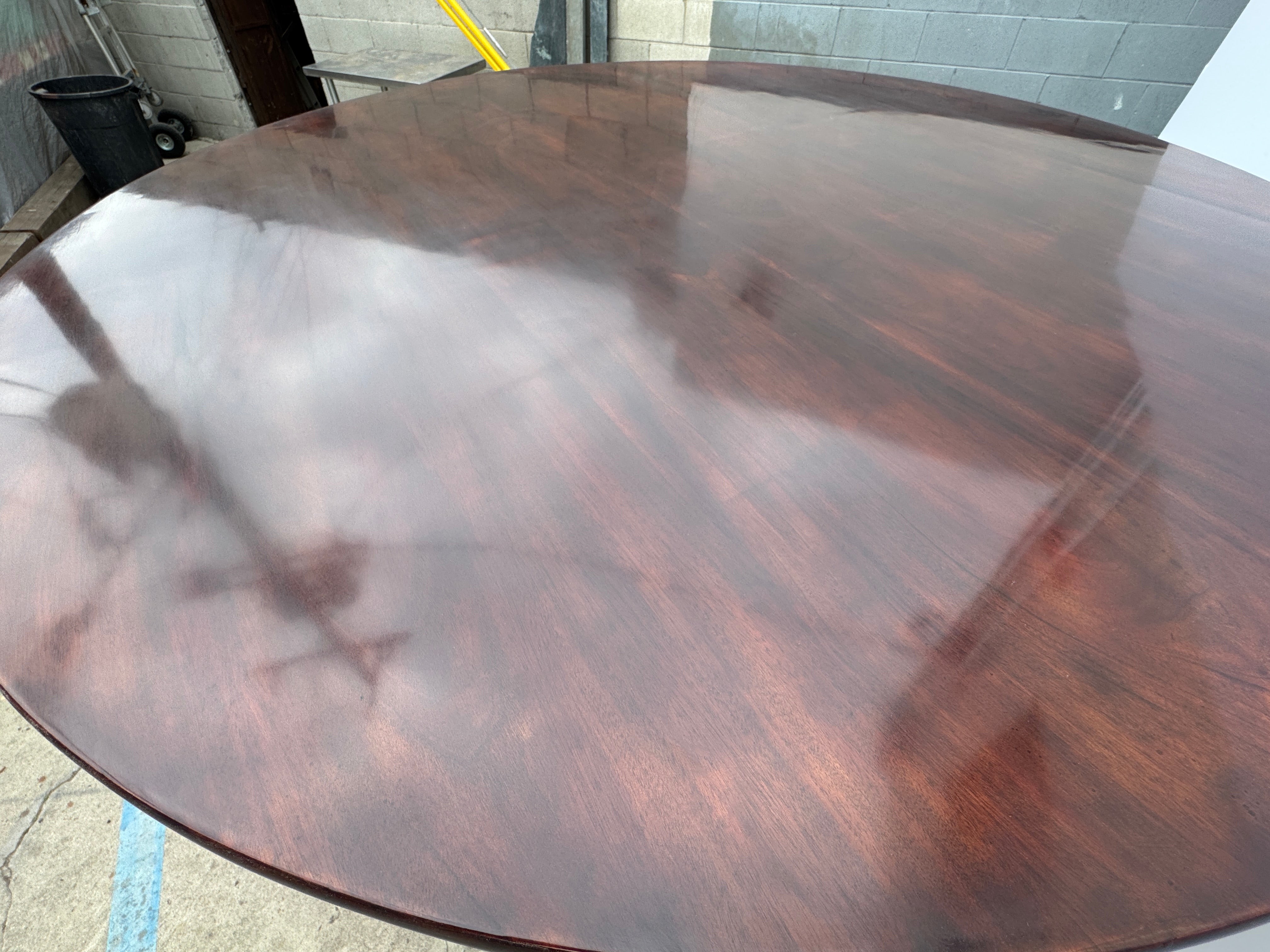 AF1-014:  ANTIQUE EARLY 20th CENTURY ENGLISH REGENCY STYLE MAHOGANY 60" DIAMETER DINING TABLE
