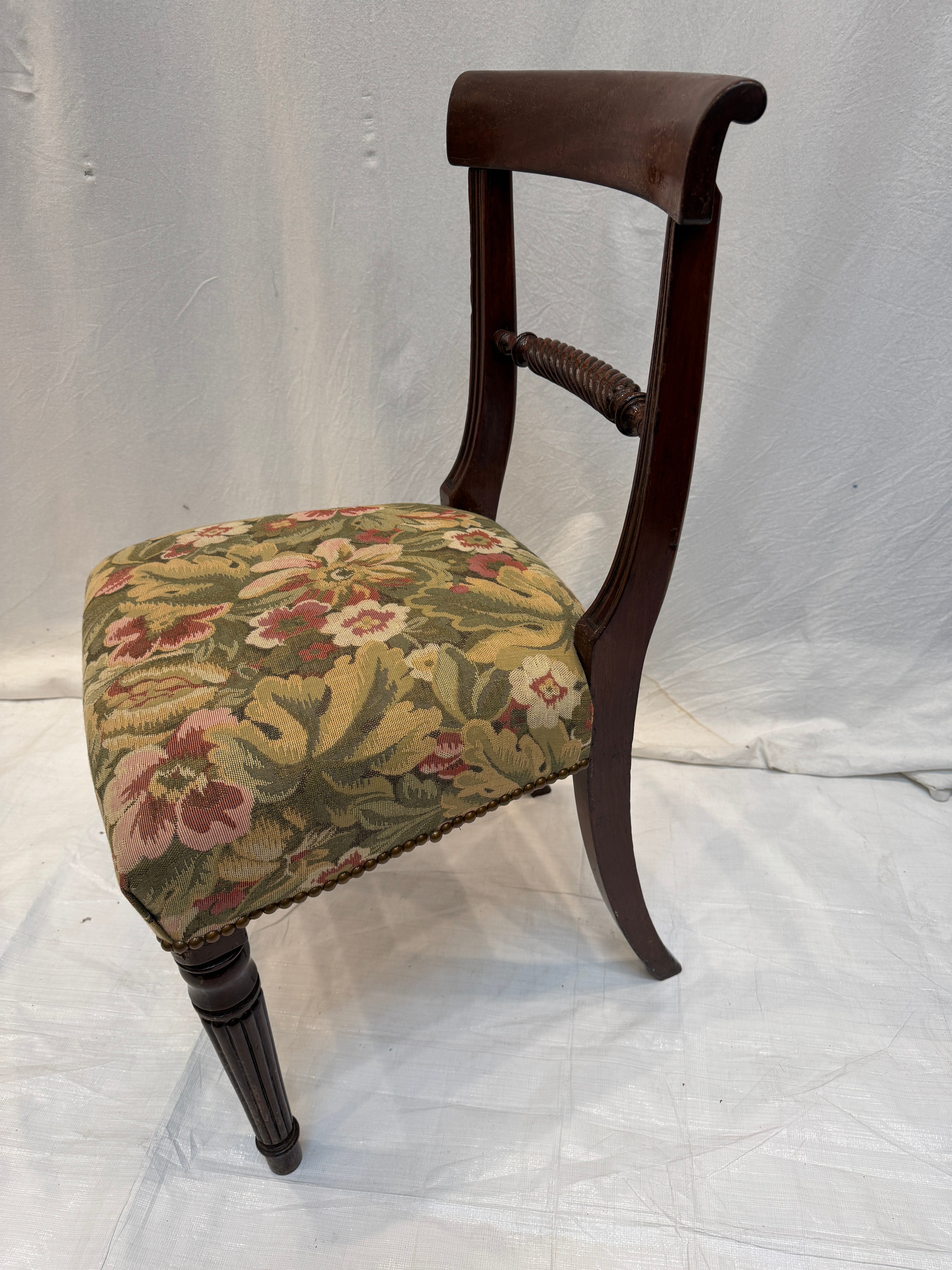 AF2-260: Antique Set of Four English Regency Mahogany Side Chairs Early 19th Century