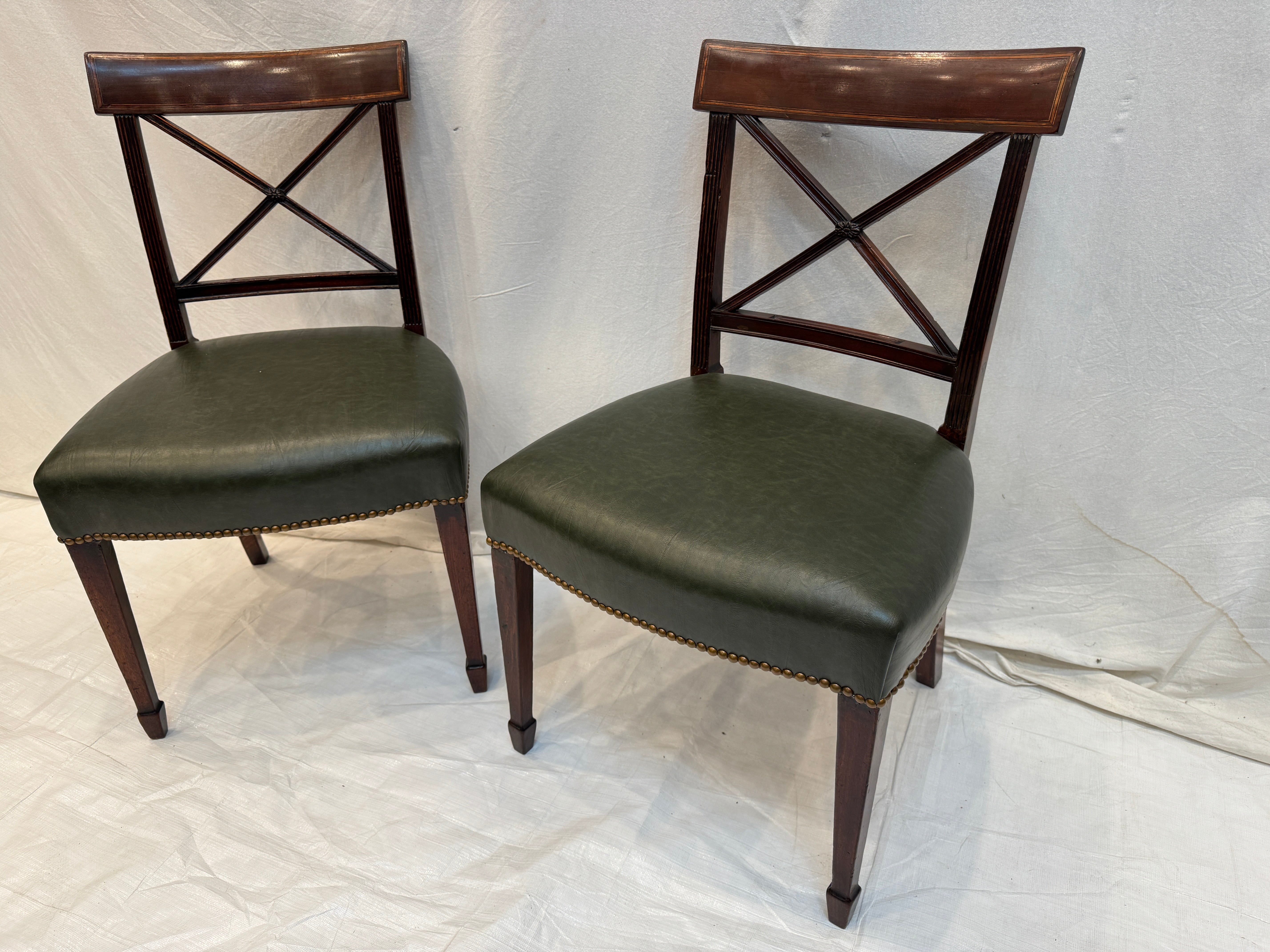 AF2-257: Antique Pair American Federal Mahogany Side Chairs Early 19th Century