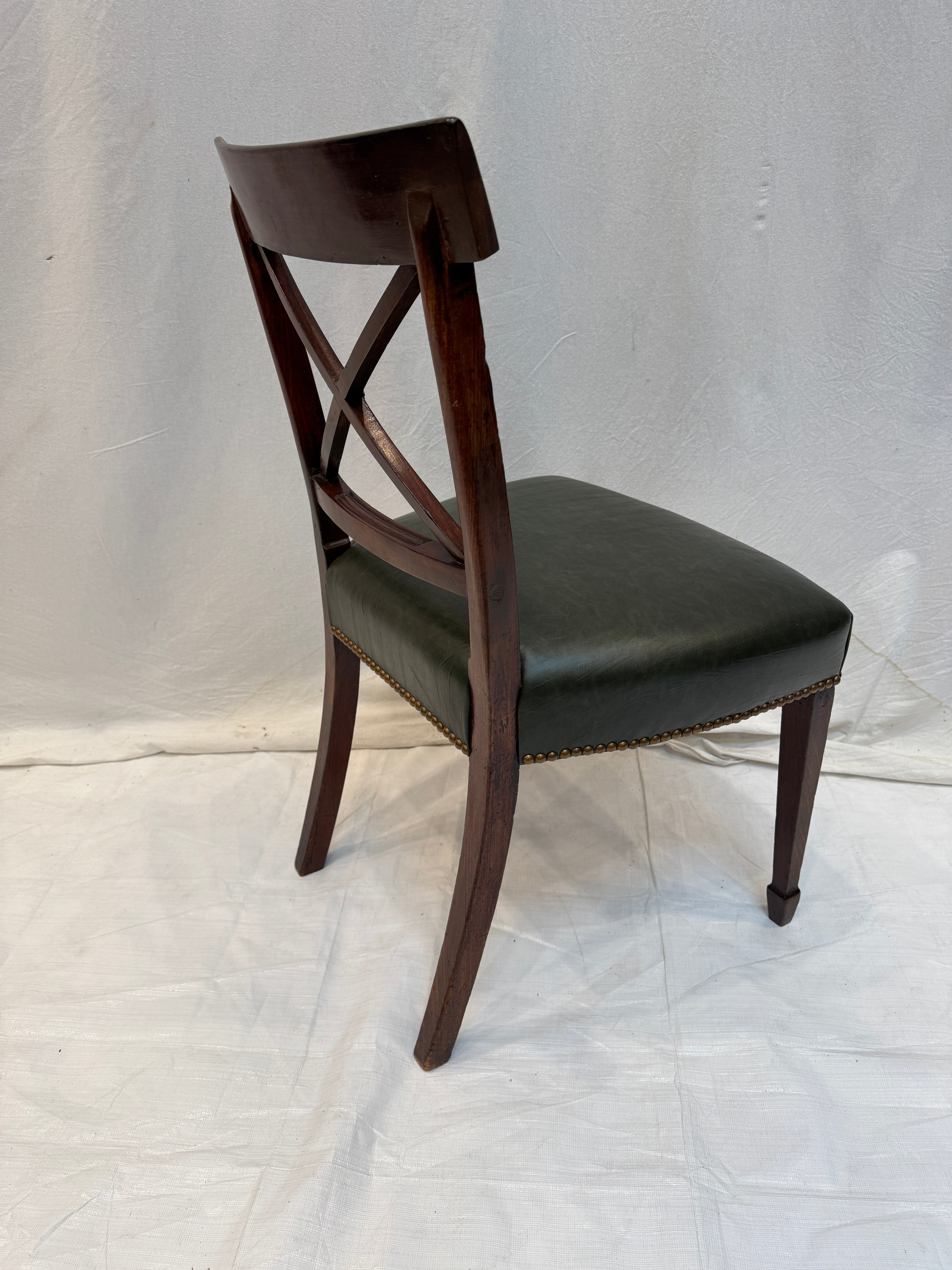 AF2-257: Antique Pair American Federal Mahogany Side Chairs Early 19th Century