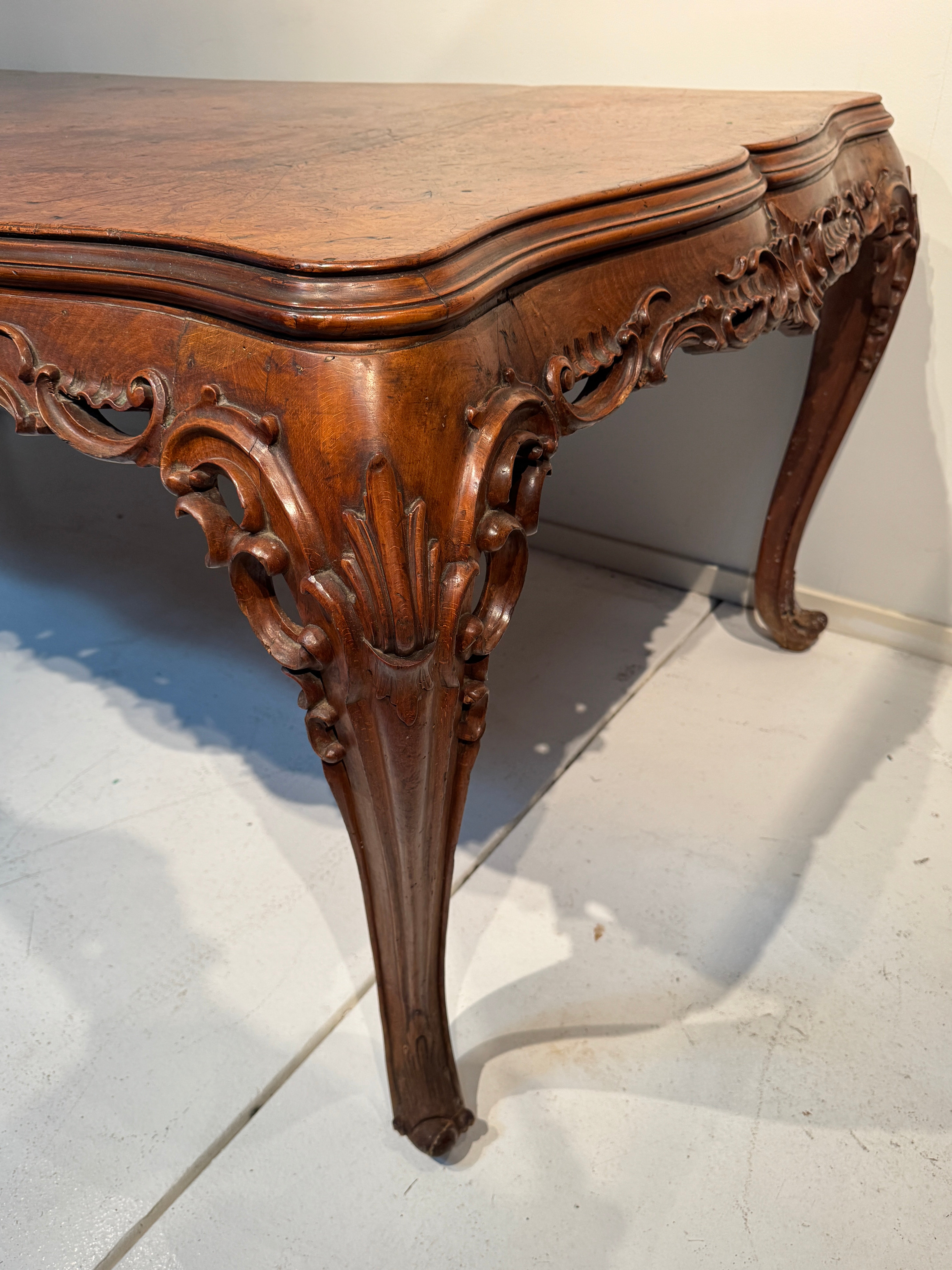 AF1-065: Antique French Louis XV Style Beechwood and Burl Walnut Highly Carved Dining Table Late 19th Century