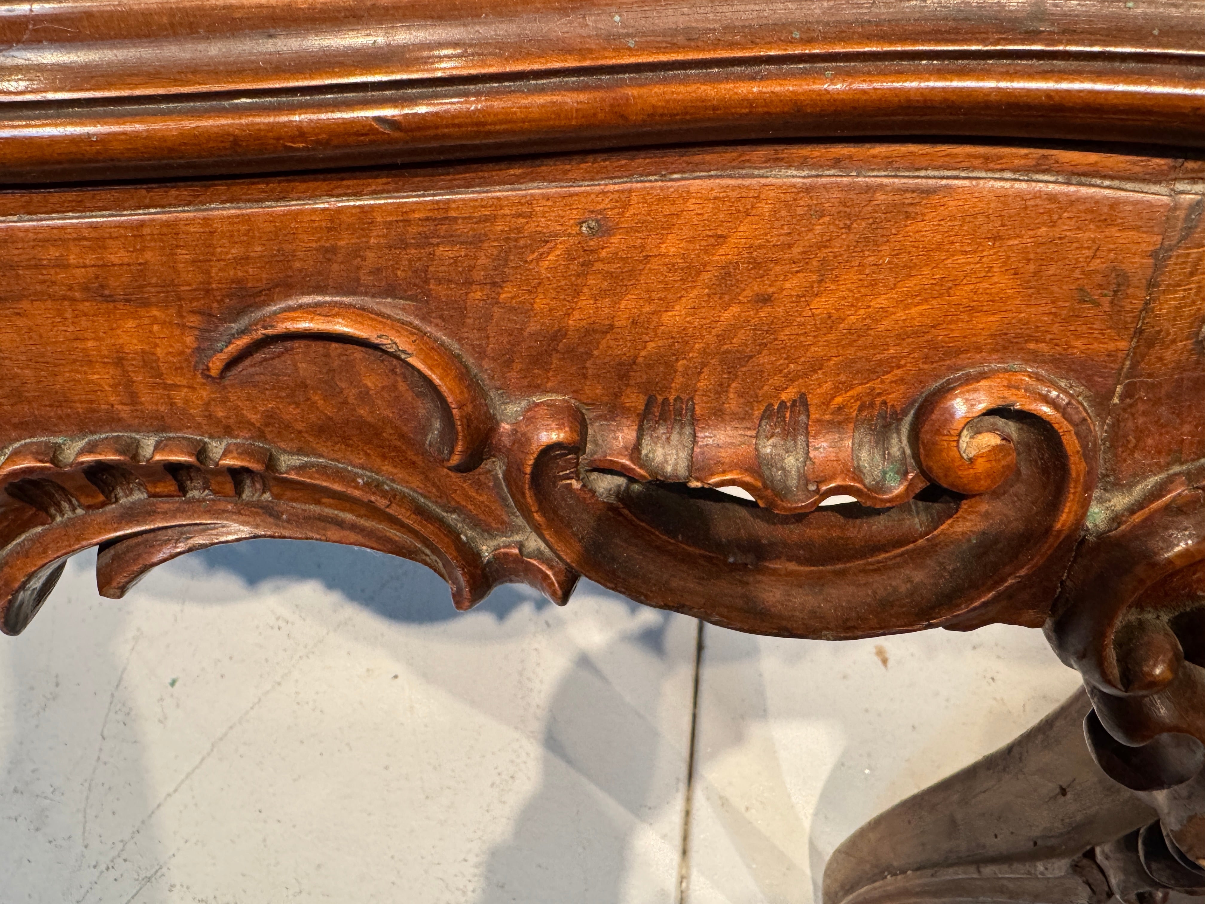 AF1-065: Antique French Louis XV Style Beechwood and Burl Walnut Highly Carved Dining Table Late 19th Century