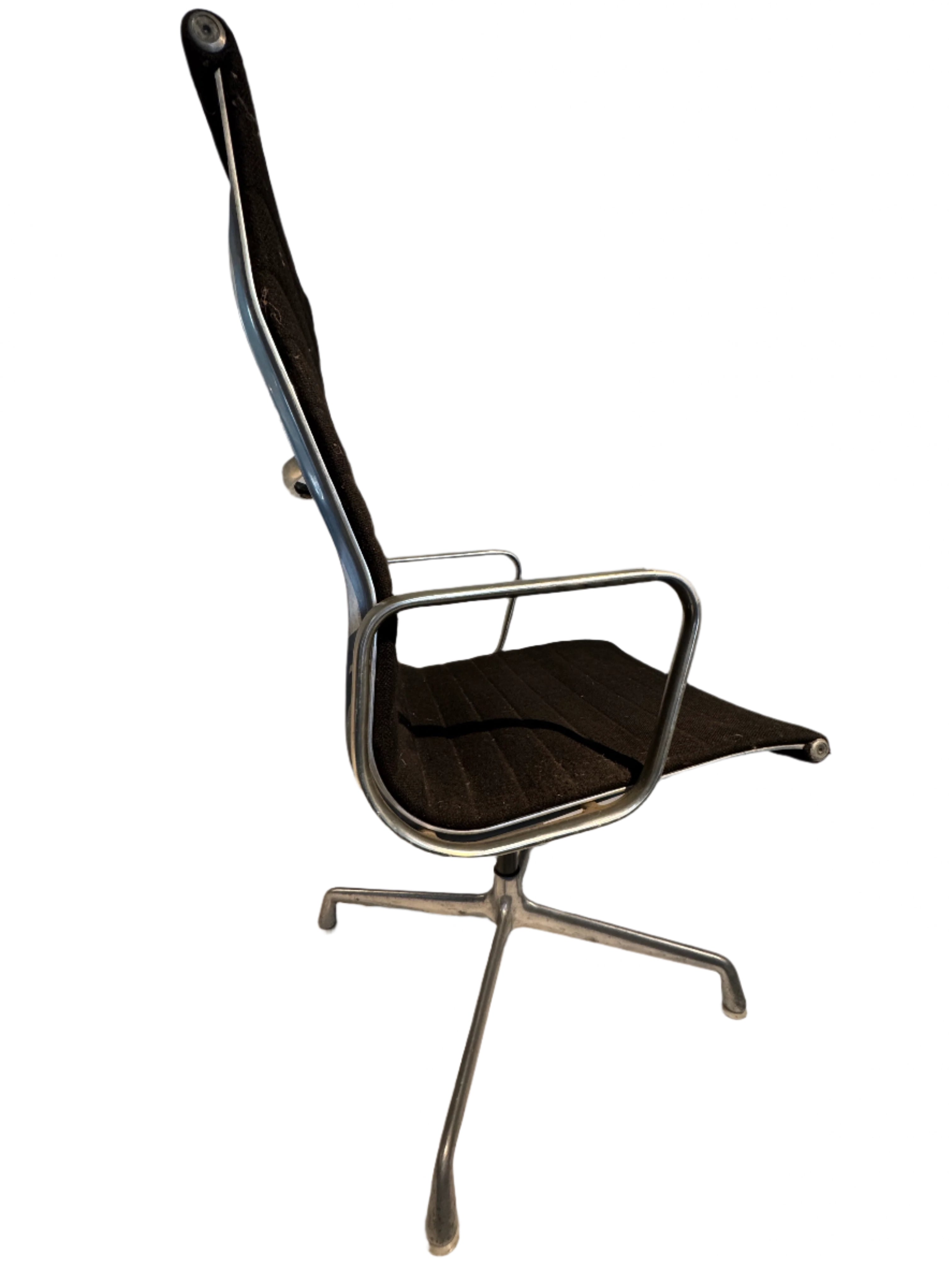 Vintage Eames Group Management Aluminum Executive Desk Chair Black Fabric Four Star Base
