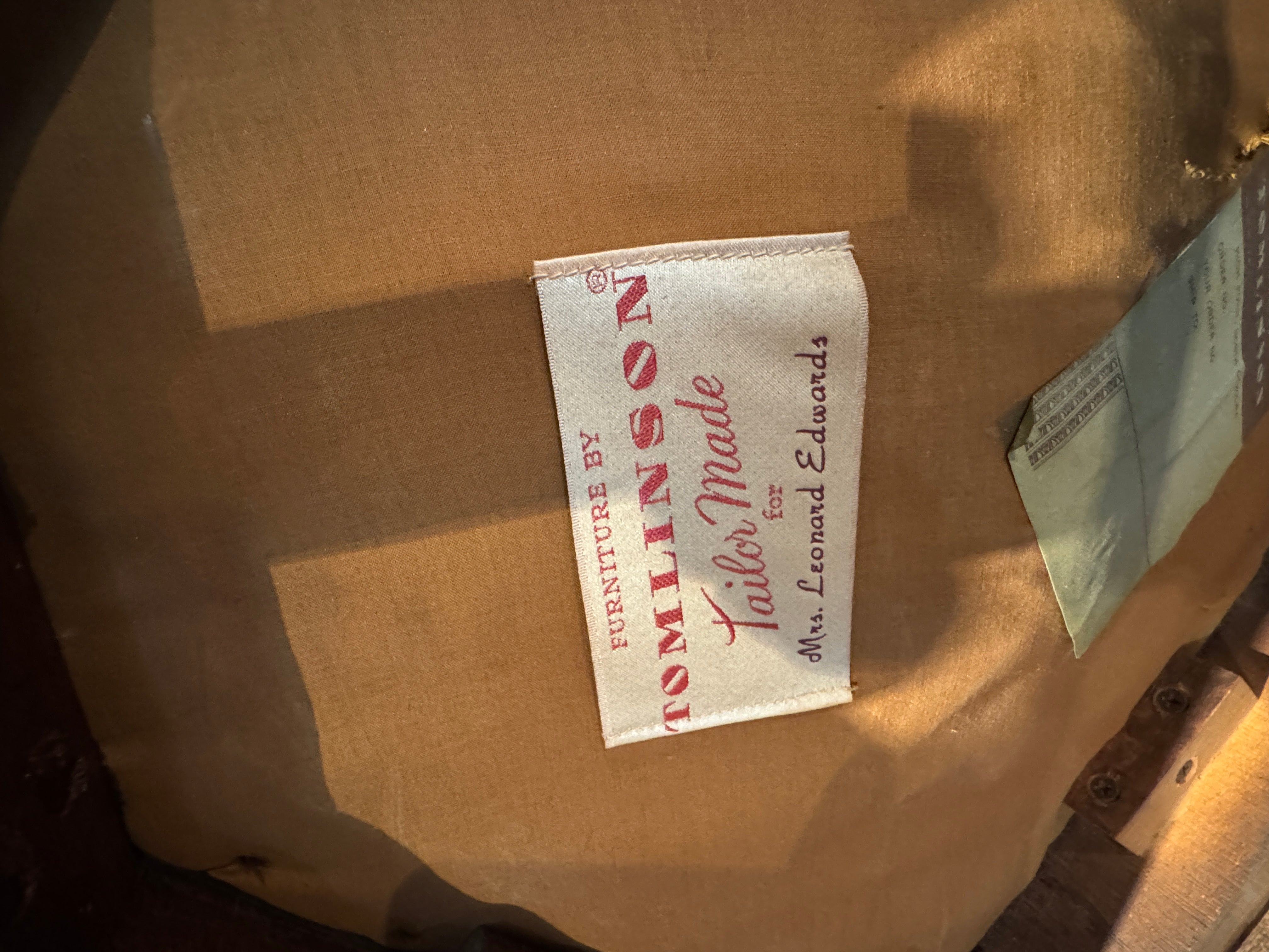 AF2-314: Vintage Set of 4 mid 20th Century Corner Arm Chairs