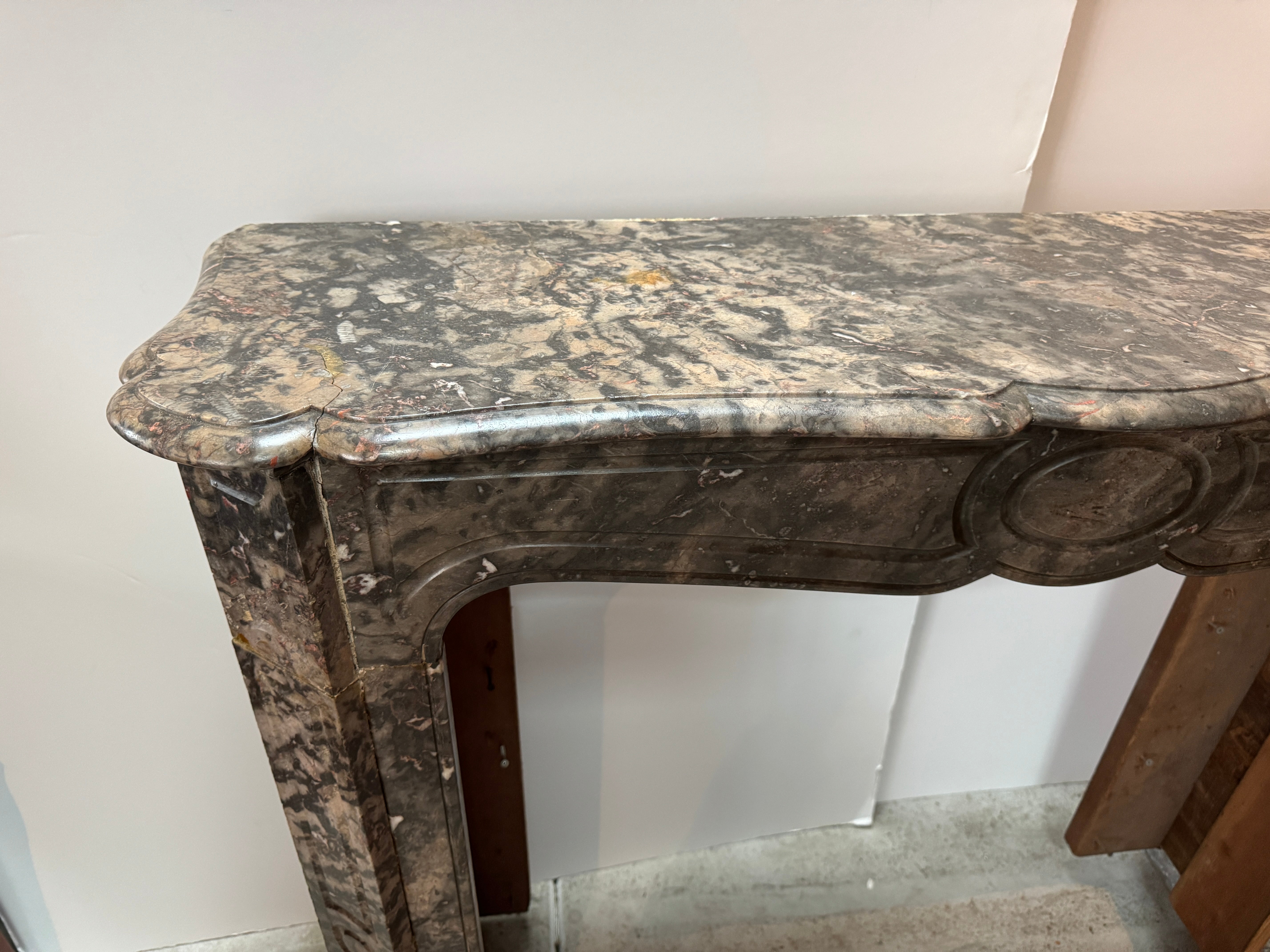 AA6-128: Antique French Louis XV Marble Mantel Late 18th Century