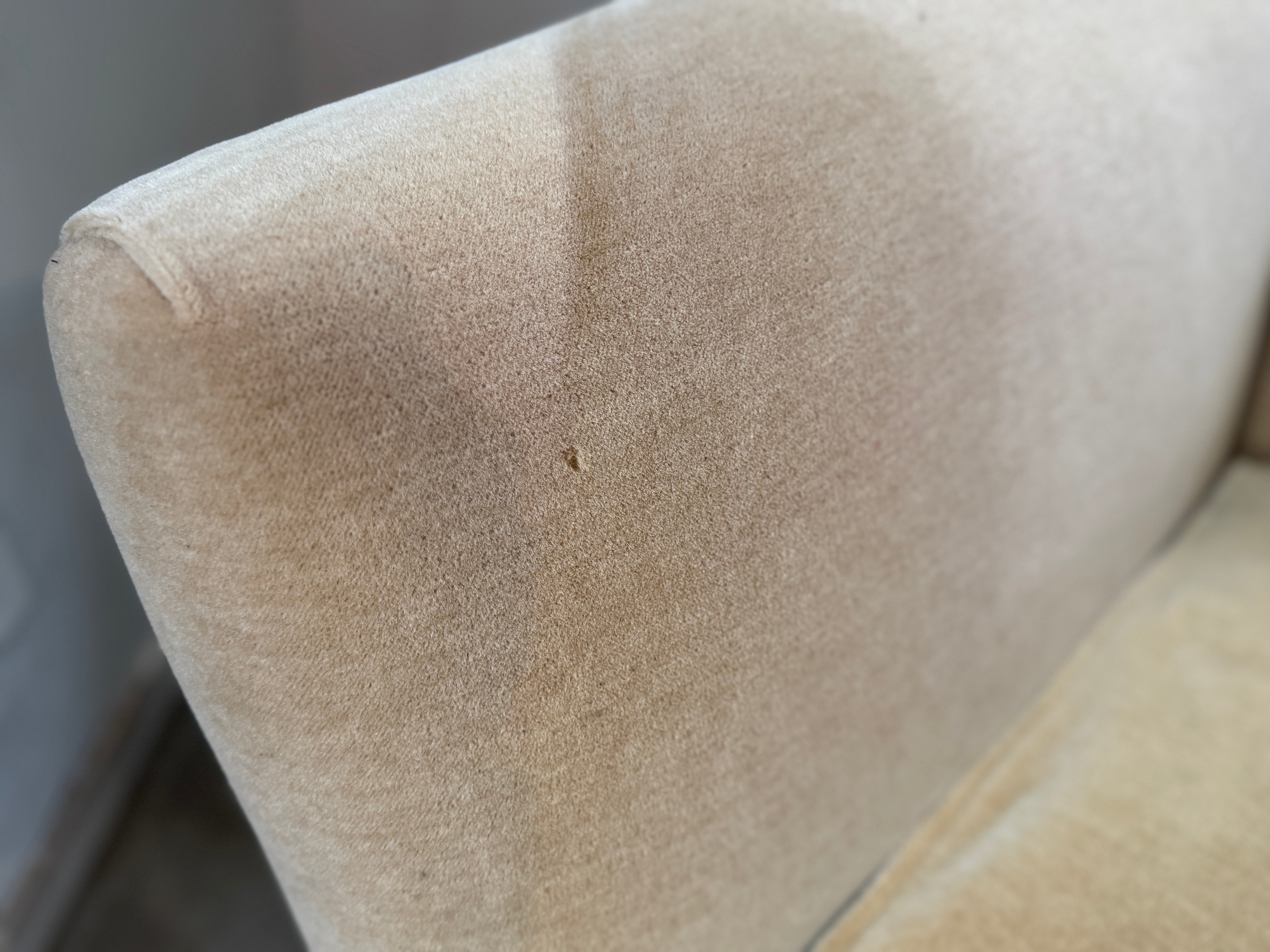 AF2-169: Antique 1920's Knole Sofa With Carved Wood Feet and Mohair Upholstery