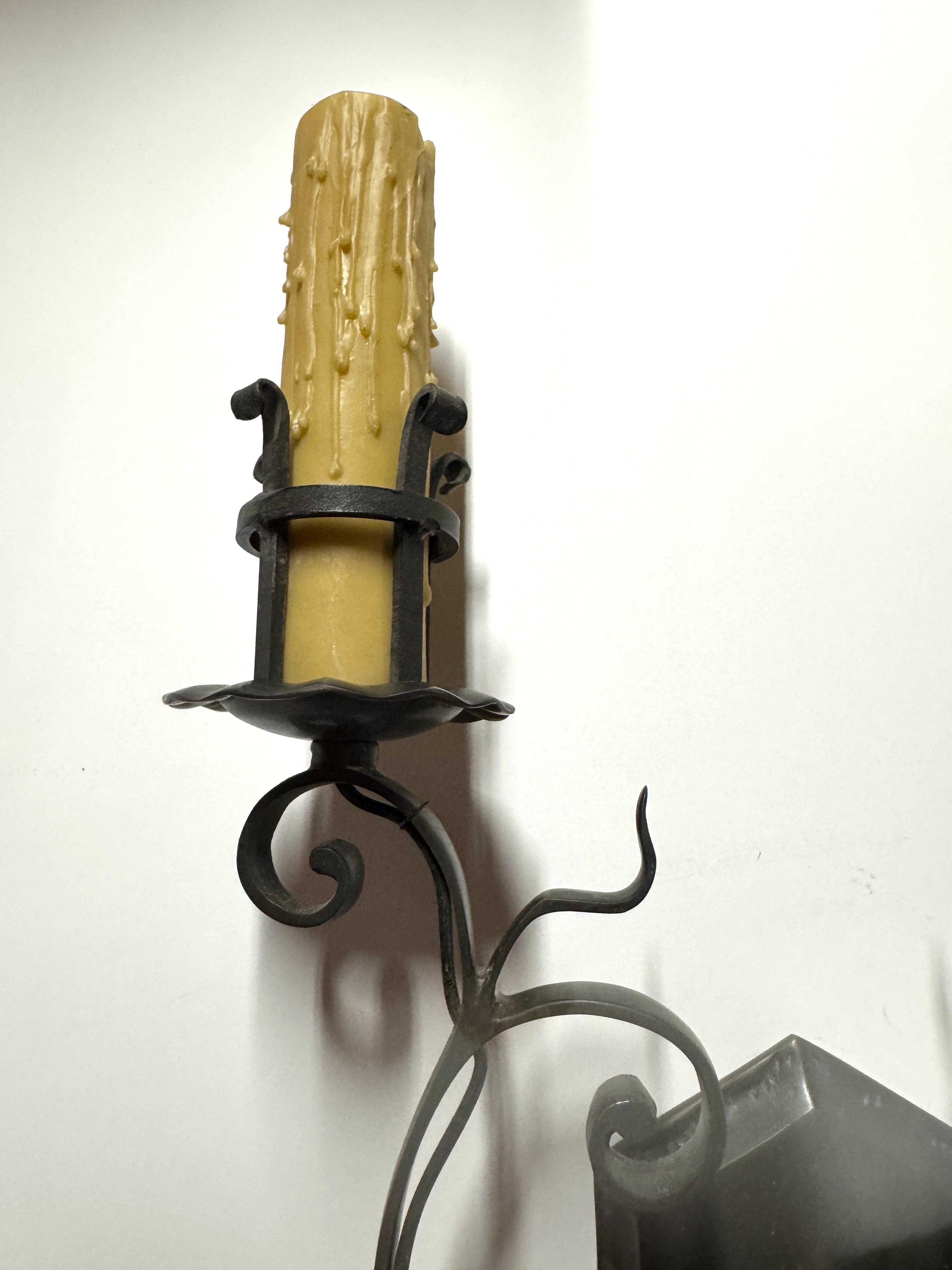 AL3-012: 20th Century Lighting Pair of Spanish Colonial Sconces Las Gardenias Oil Rubbed Bronze