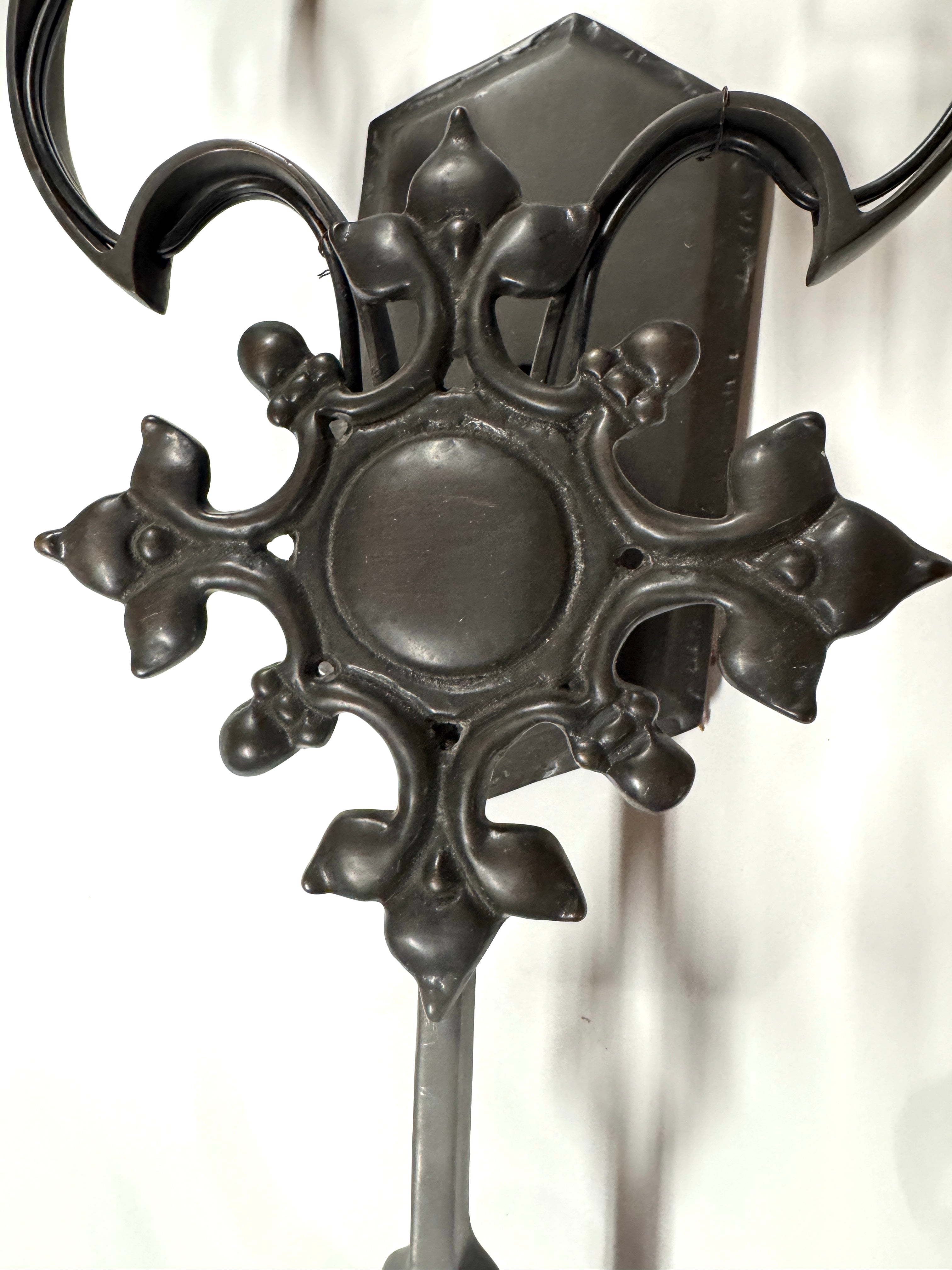 AL3-012: 20th Century Lighting Pair of Spanish Colonial Sconces Las Gardenias Oil Rubbed Bronze