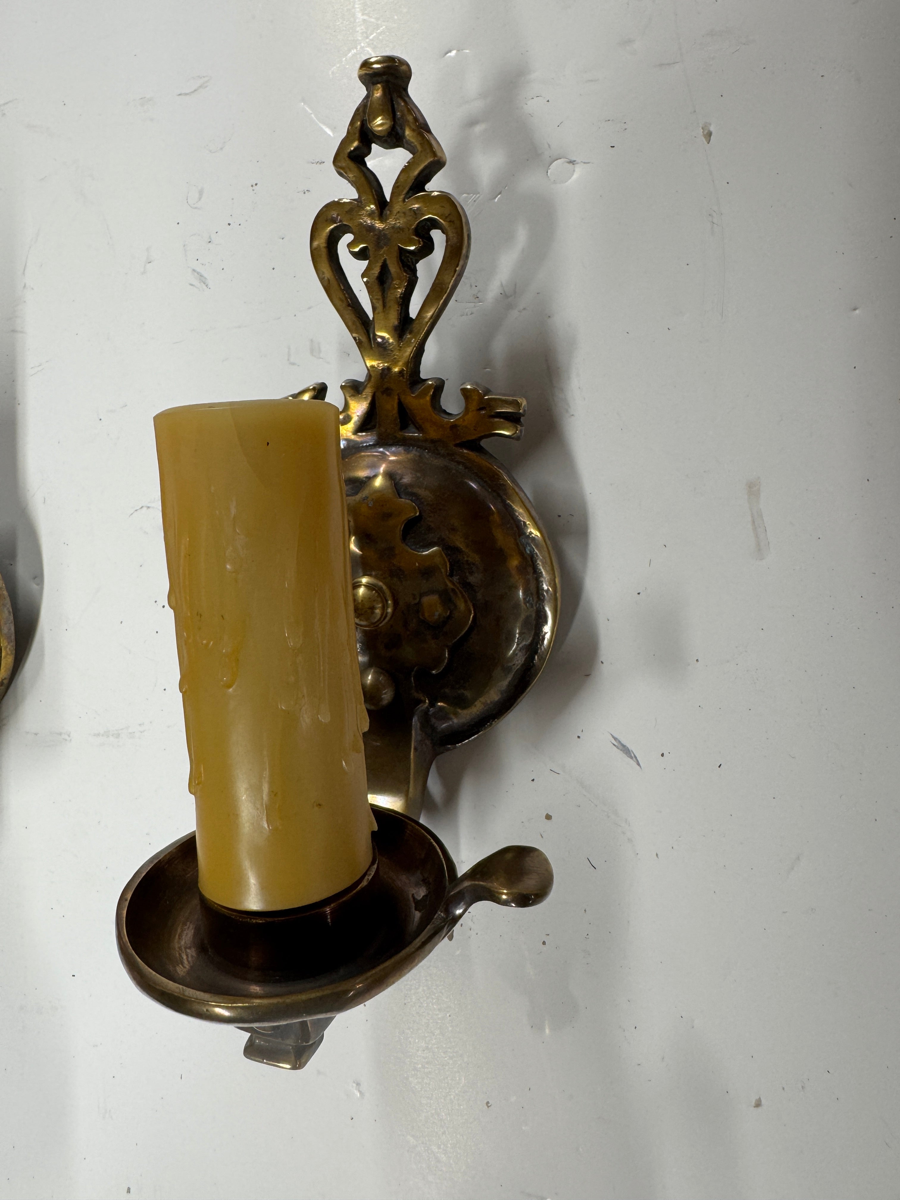 AL3-023: 20th Century Lighting Pair of Spanish Colonial Sconces Livorno Antique Brass Finish