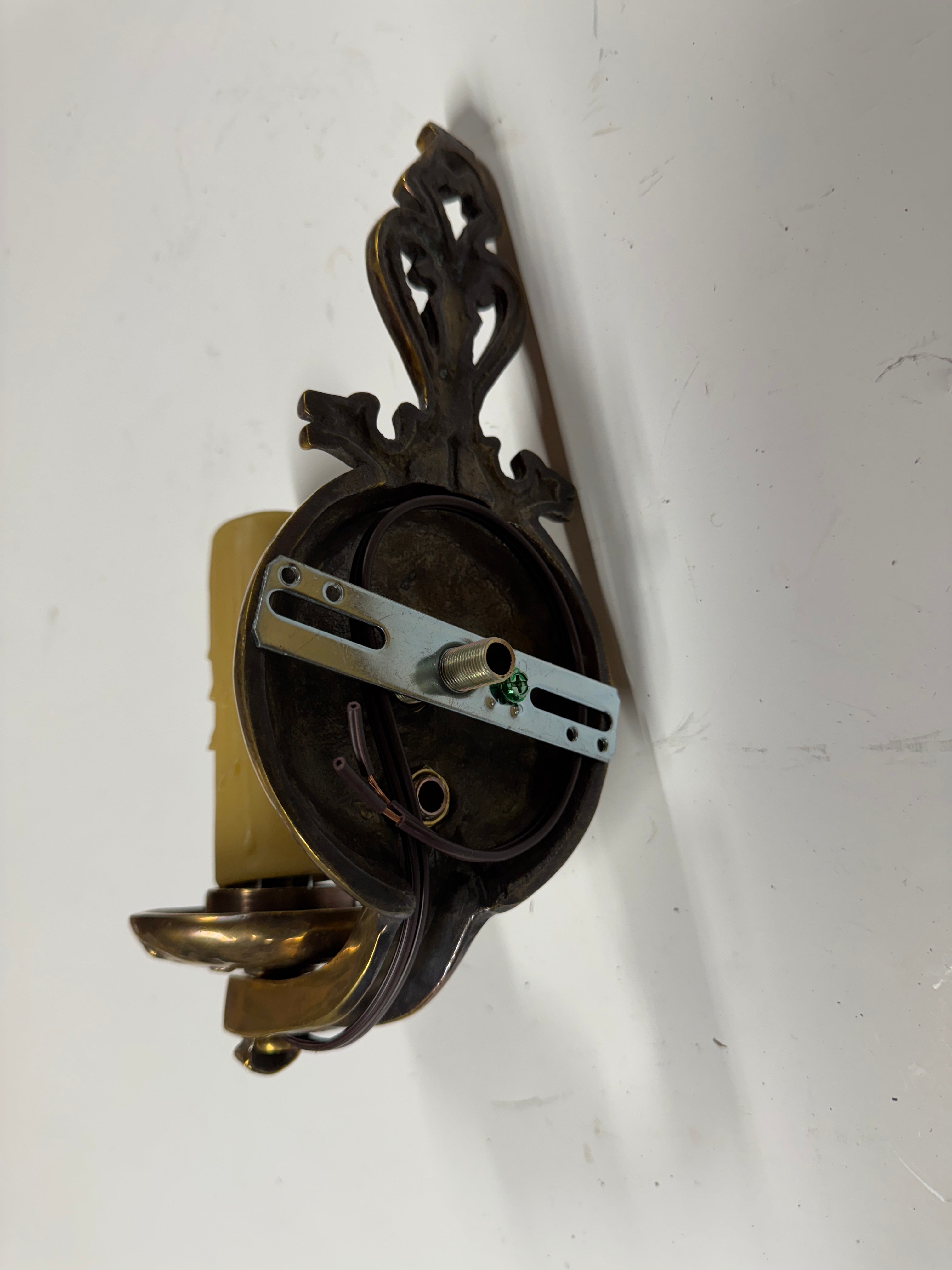 AL3-023: 20th Century Lighting Pair of Spanish Colonial Sconces Livorno Antique Brass Finish