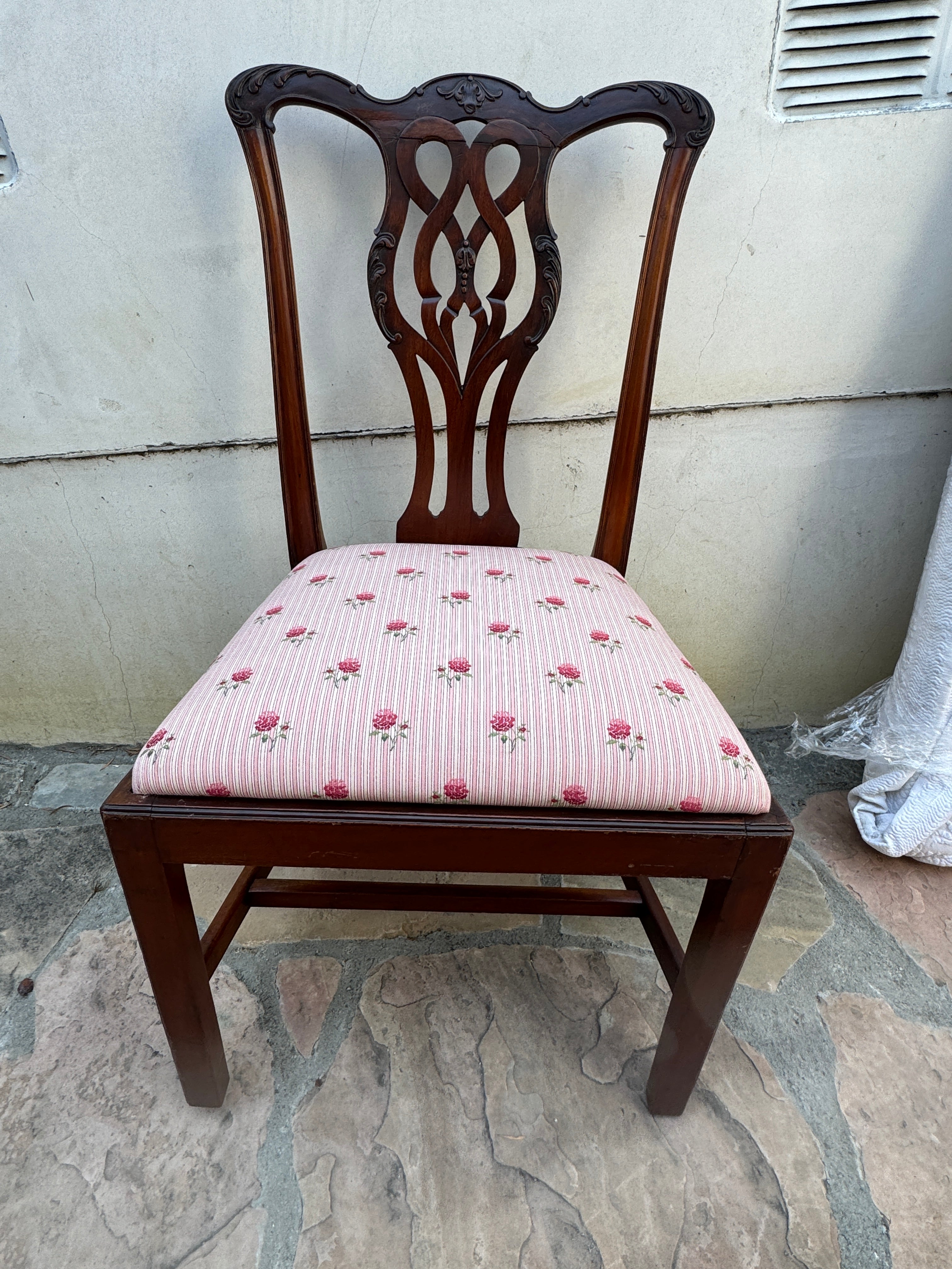 AF2-075: Antique Chippendale Carved Mahogany Set of Six Side Chairs Early 19th Century