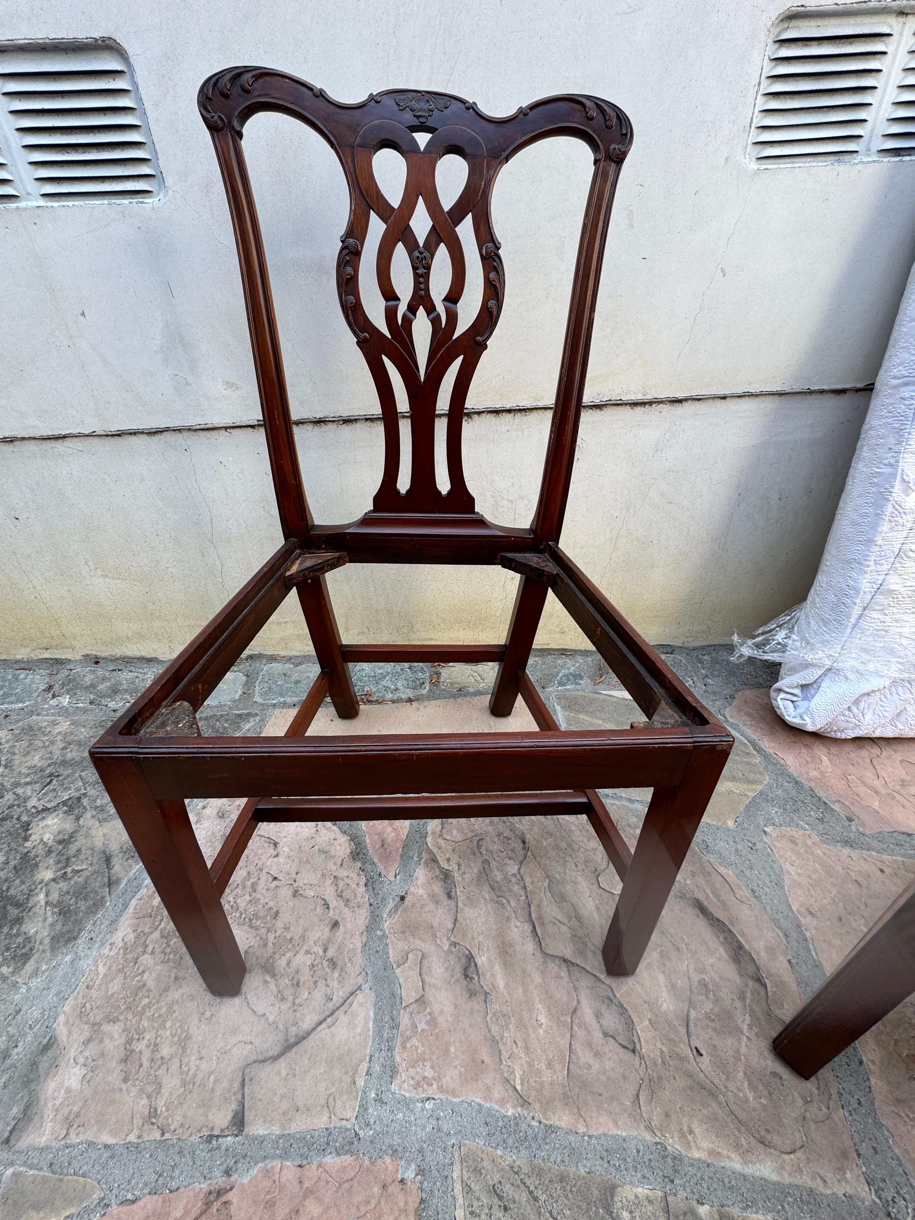 AF2-075: Antique Chippendale Carved Mahogany Set of Six Side Chairs Early 19th Century