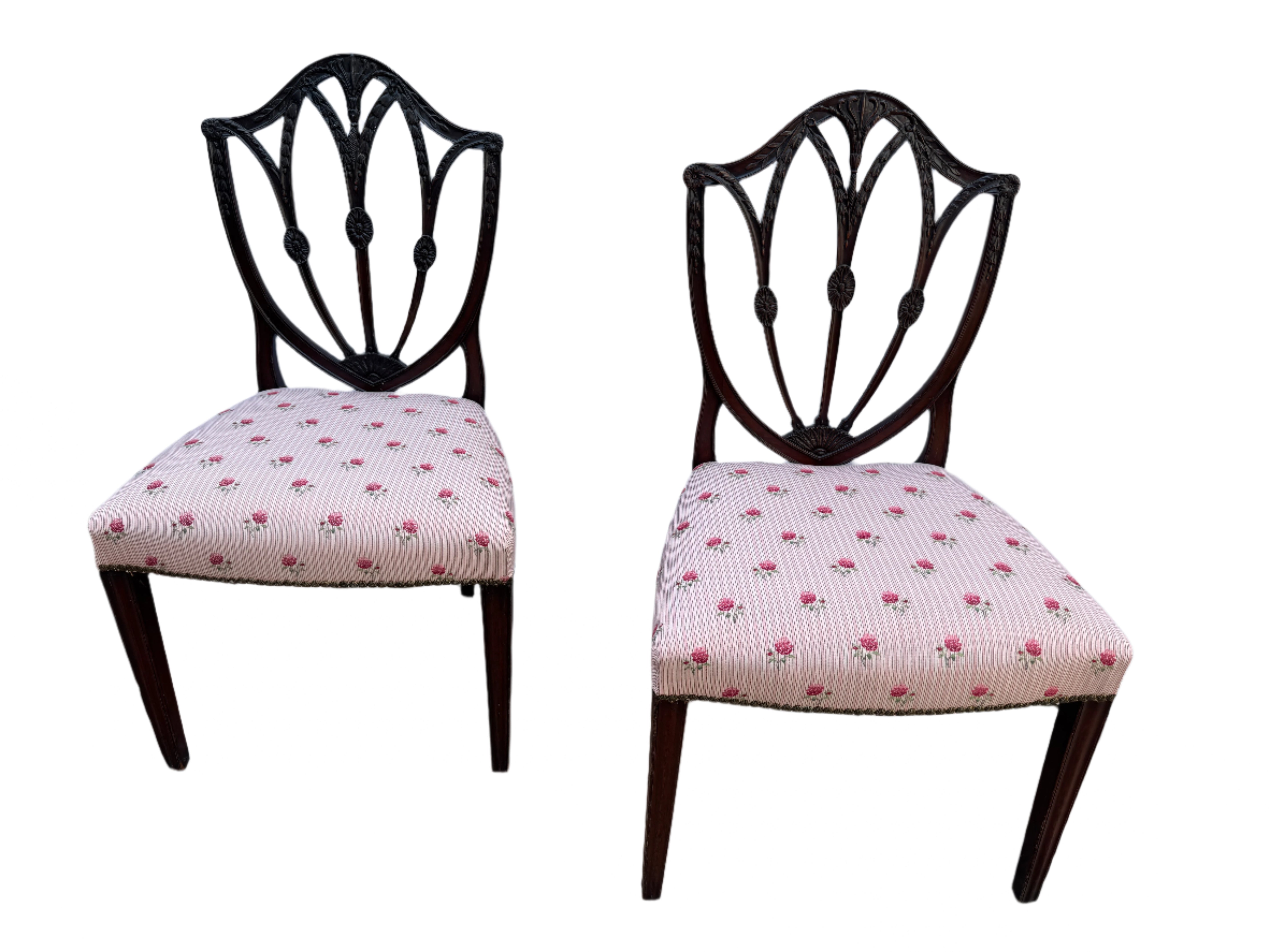 Antique Hepplewhite Carved Mahogany Pair of Side Chairs Early 19th Century | Work of Man