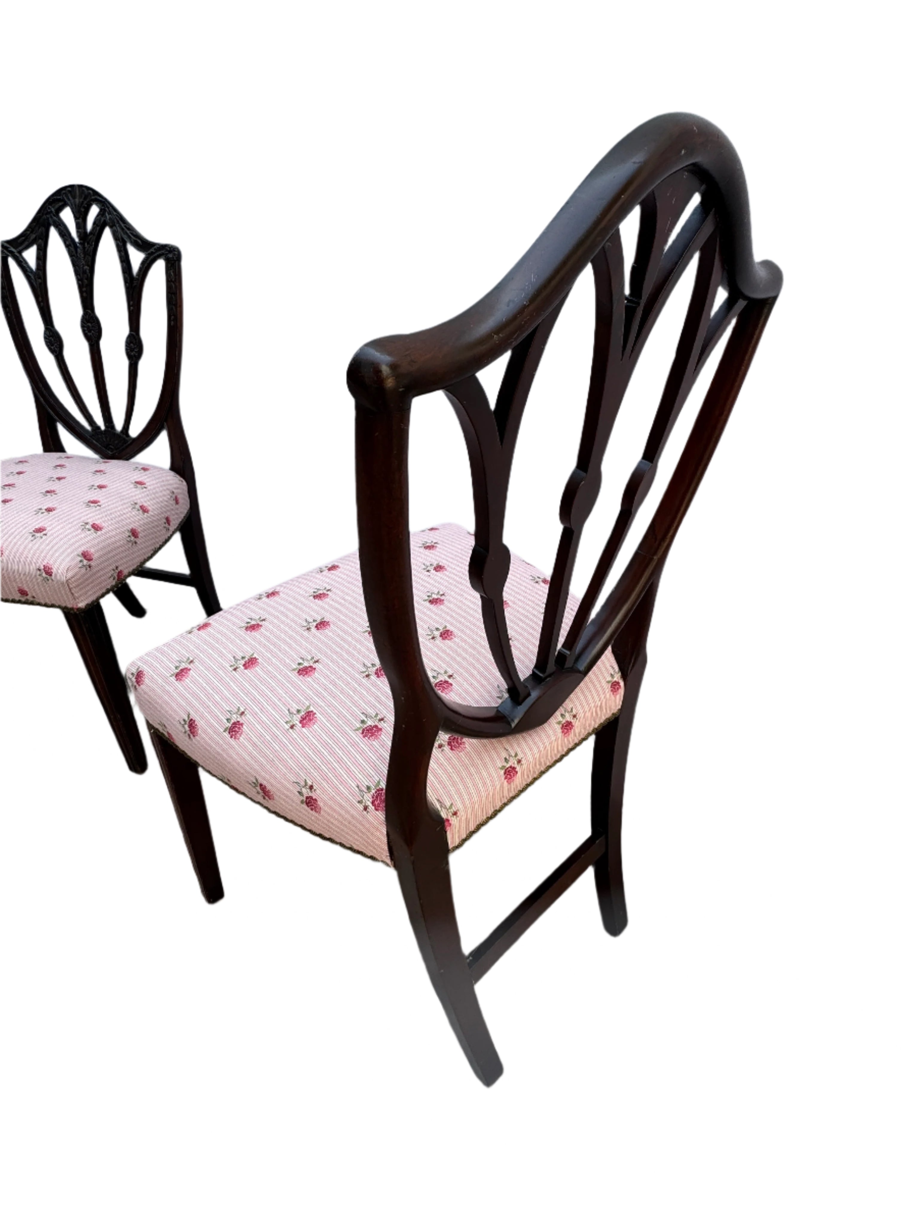 Antique Hepplewhite Carved Mahogany Pair of Side Chairs Early 19th Century | Work of Man