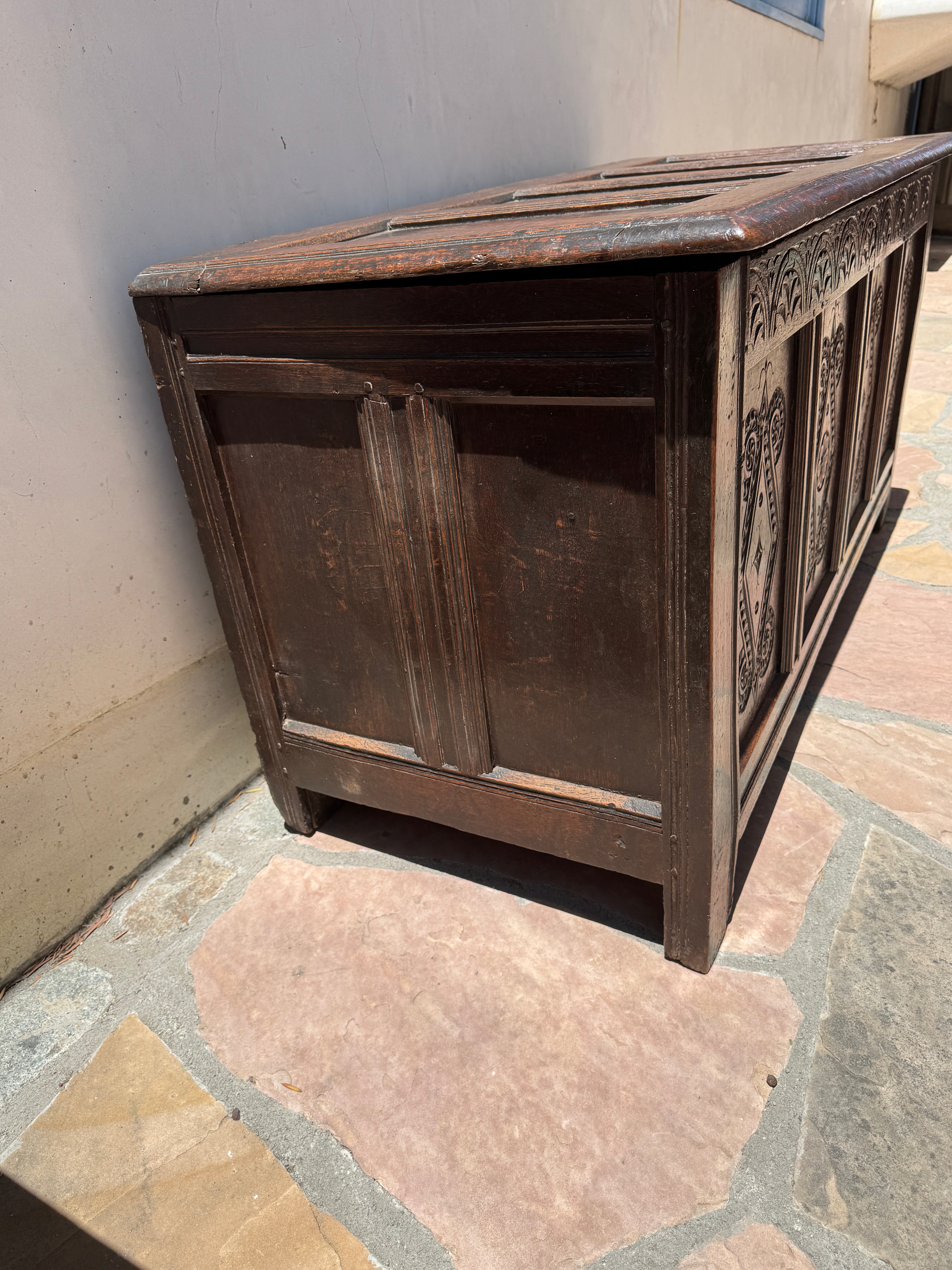 AF4-044: Antique Carved Oak Jacobean Blanket Chest Early 19th Century