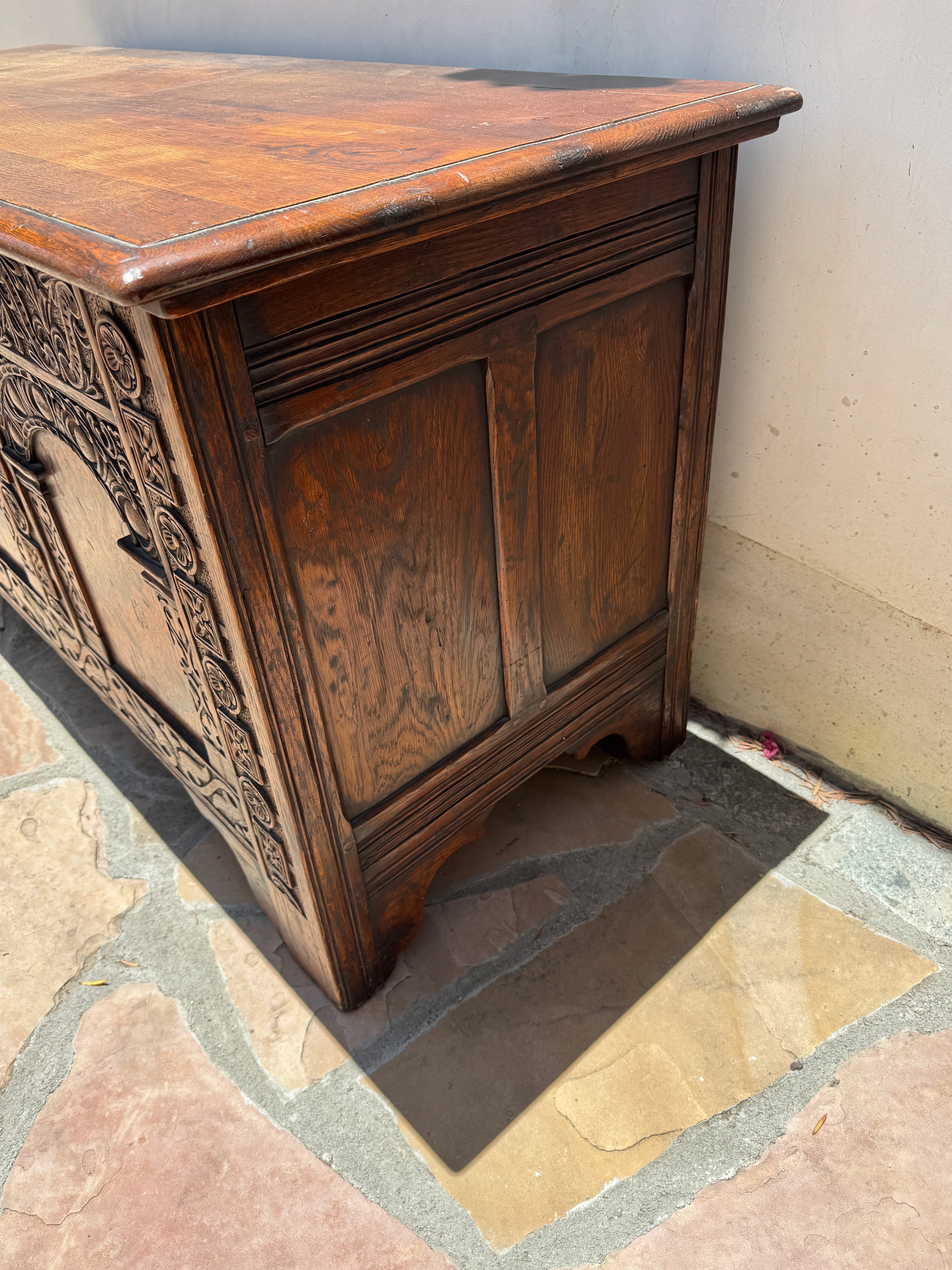 AF4-043: Antique Carved Oak Jacobean Style Blanket Chest With Marquetry Design Late 19th Century