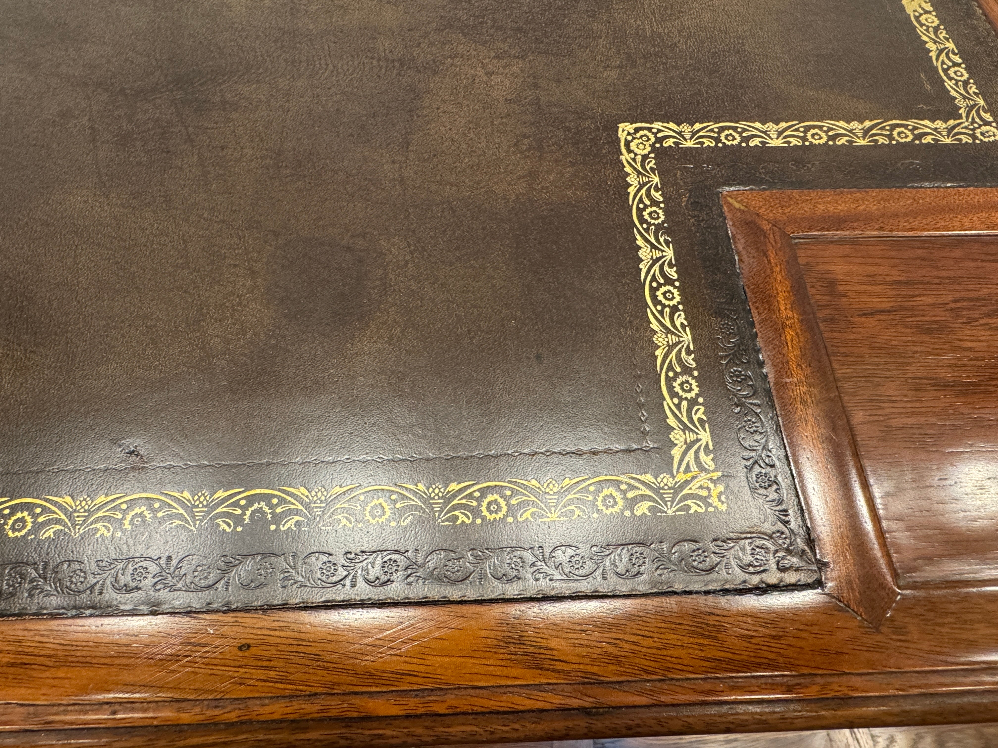 AF1-140: Burton Ching English Georgian Gilt Tooled Leather Top Walnut Games Table Late 20th Century