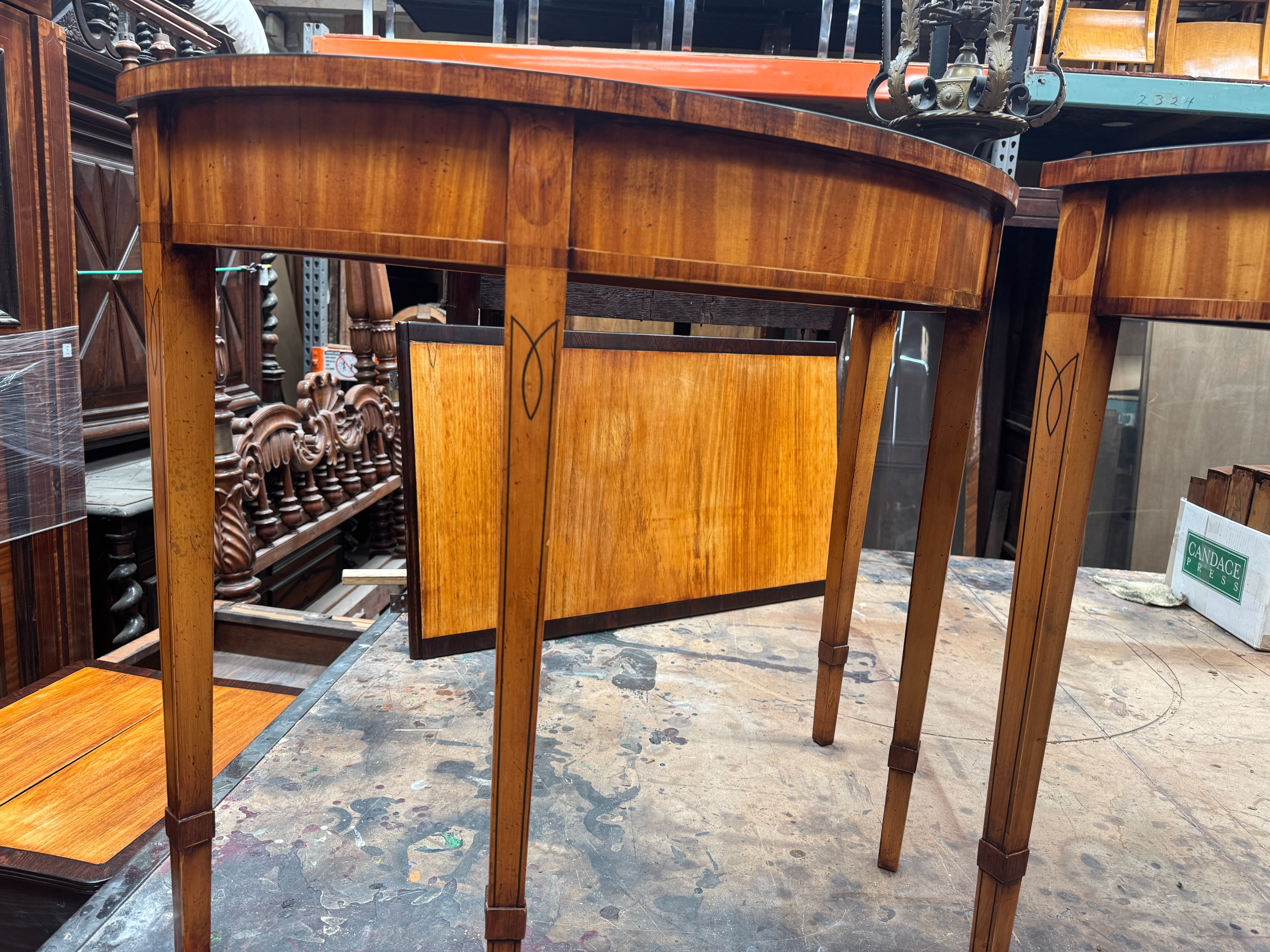 AF1-177: Antique Pair Hepplewhite Inlaid Satinwood Demilune Console Tables Early 20th Century