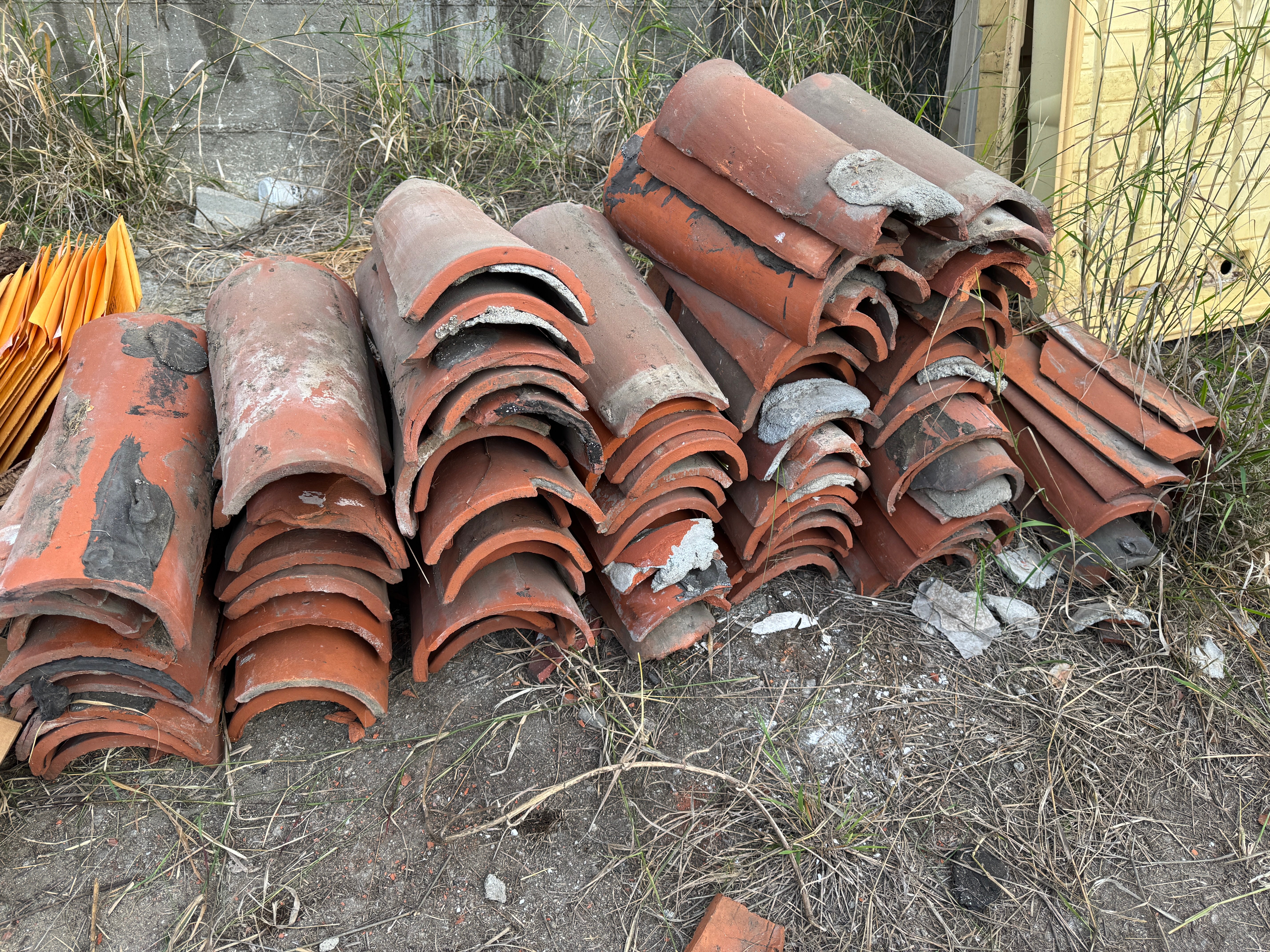 AA9-007: Handmade Spanish Terracotta Roof Tiles From 1920's Spanish House Approx 300 Available