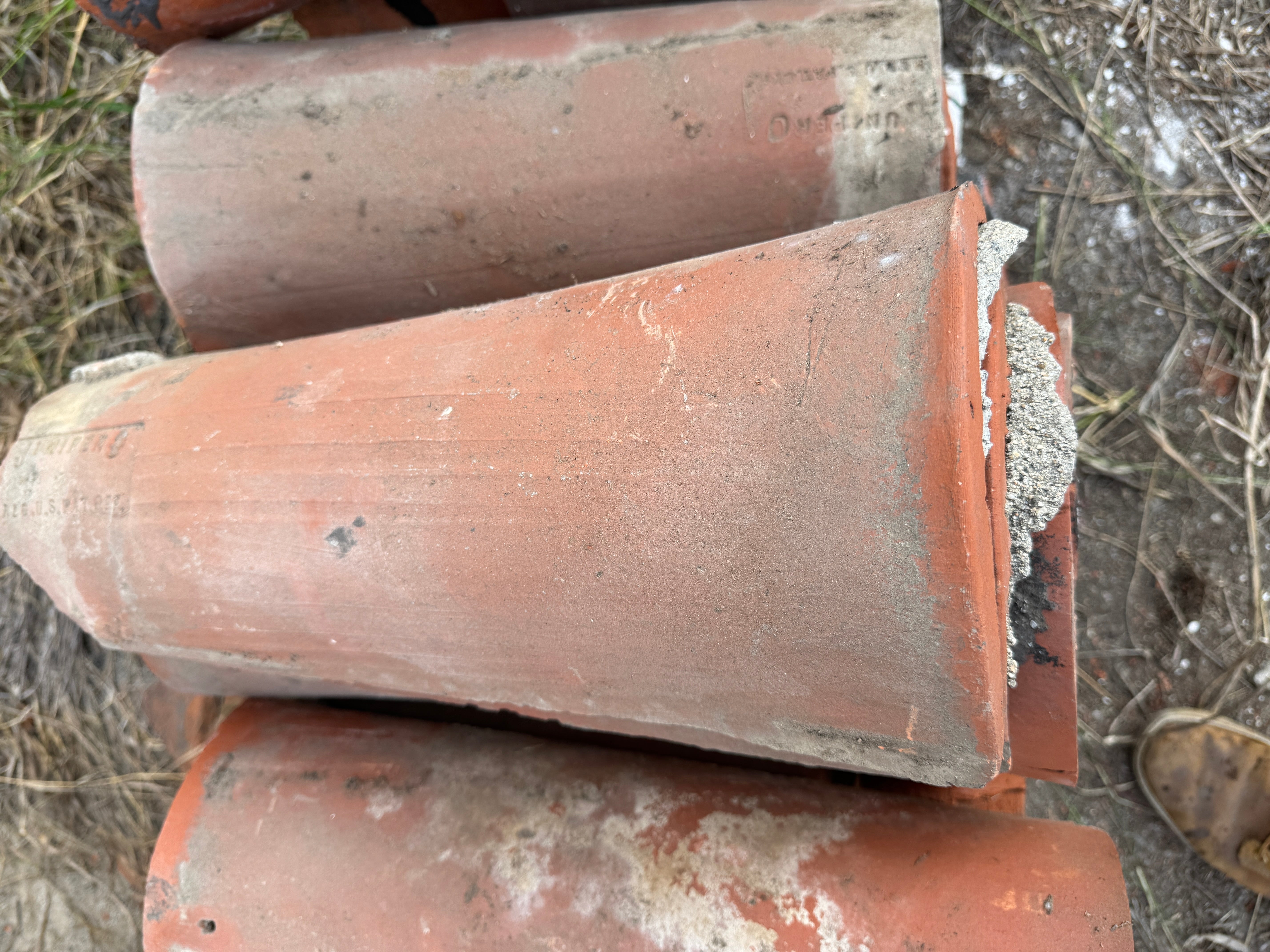 AA9-007: Handmade Spanish Terracotta Roof Tiles From 1920's Spanish House Approx 300 Available