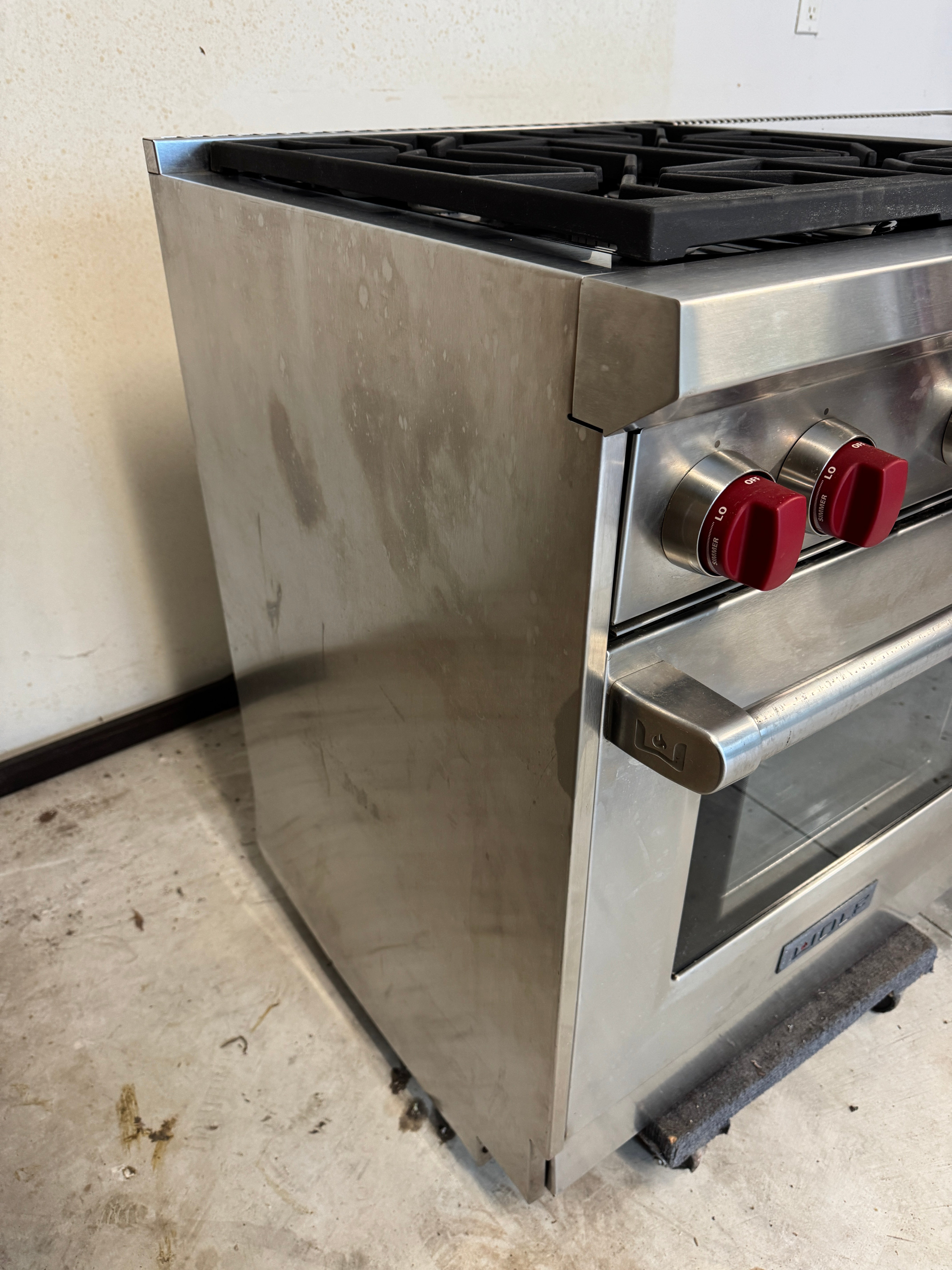 CR13-001: Wolf 60" Gas Range Model # GR606F With French Top Never Used