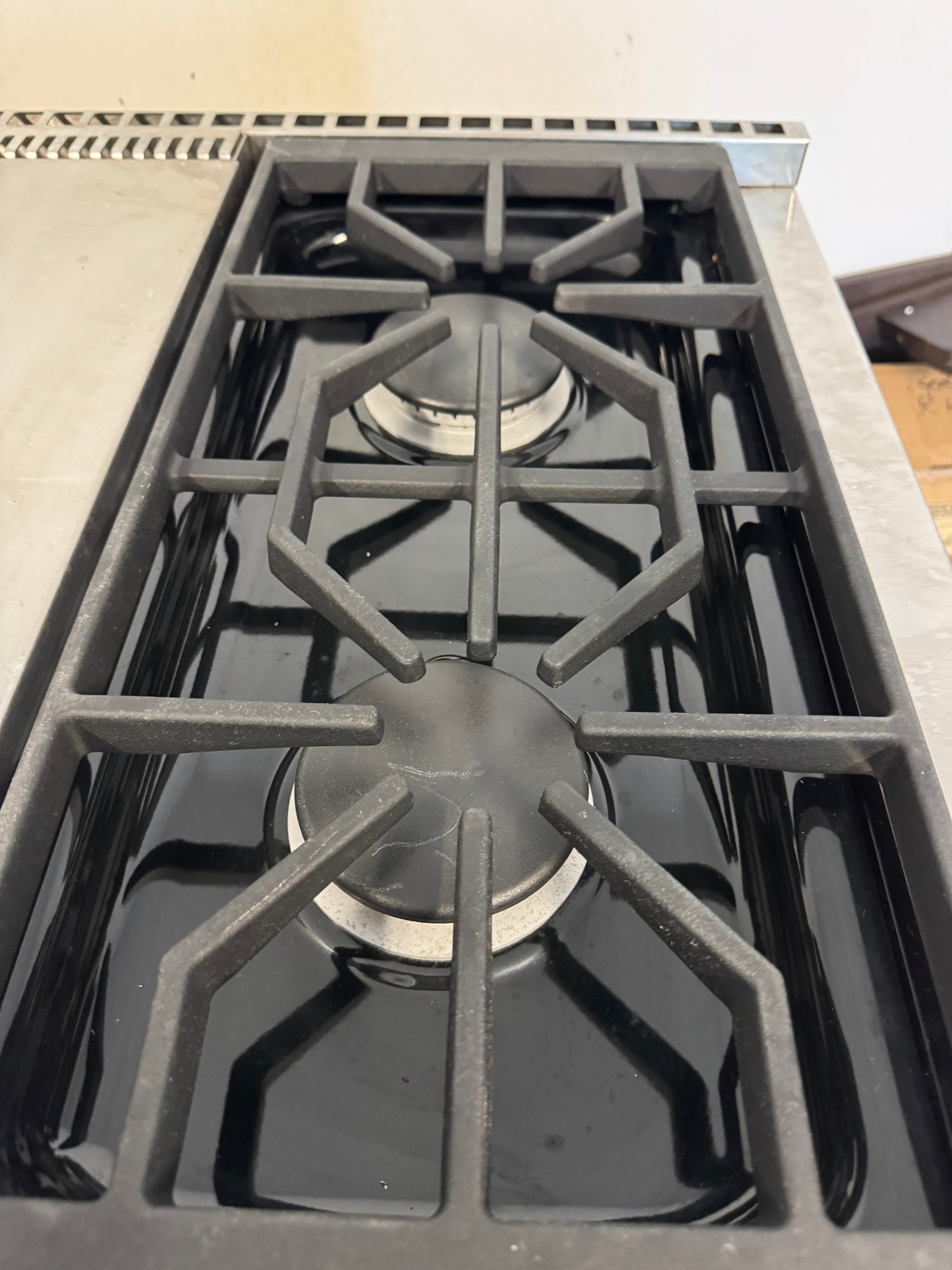 CR13-001: Wolf 60" Gas Range Model # GR606F With French Top Never Used