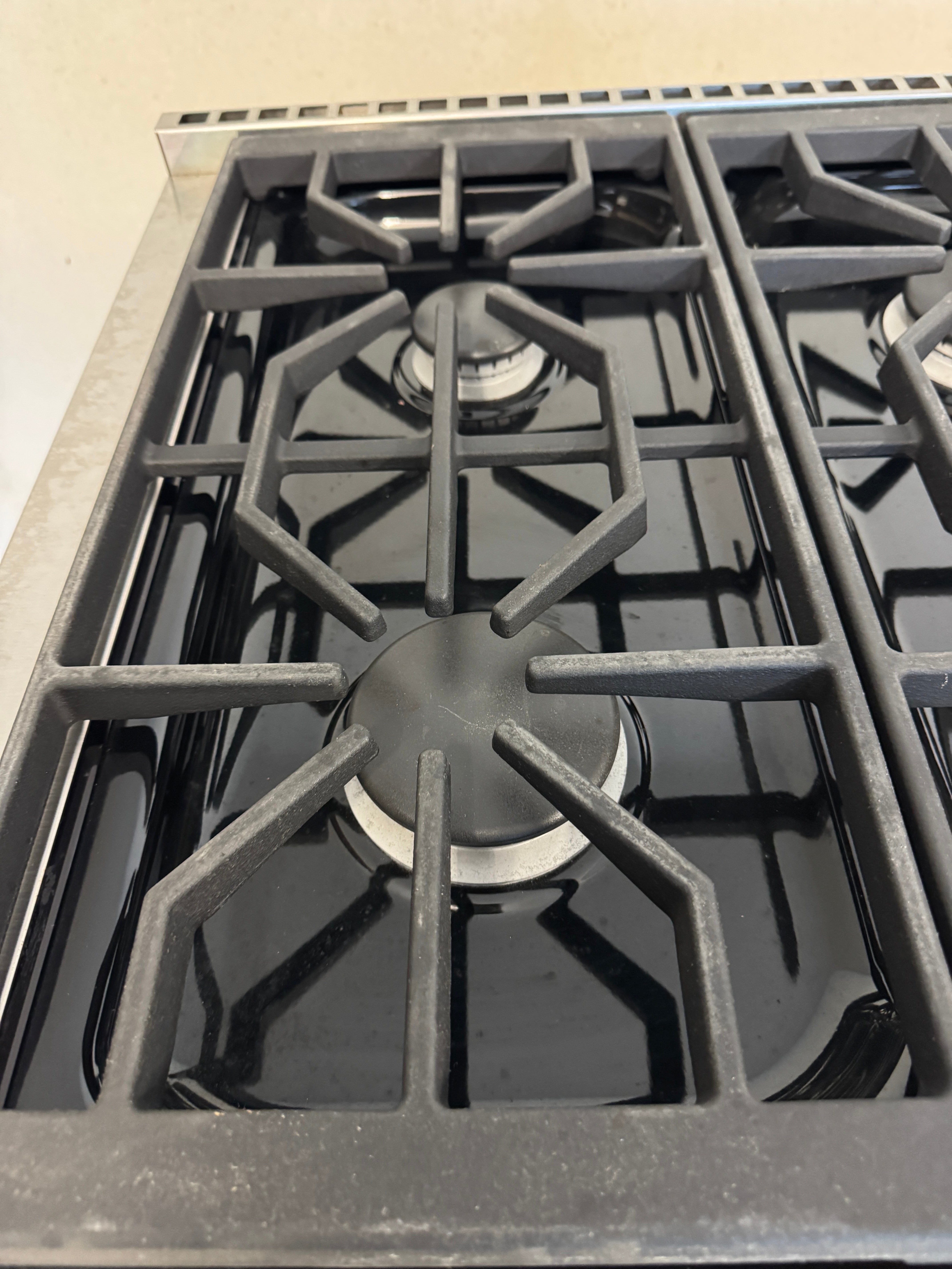 CR13-001: Wolf 60" Gas Range Model # GR606F With French Top Never Used