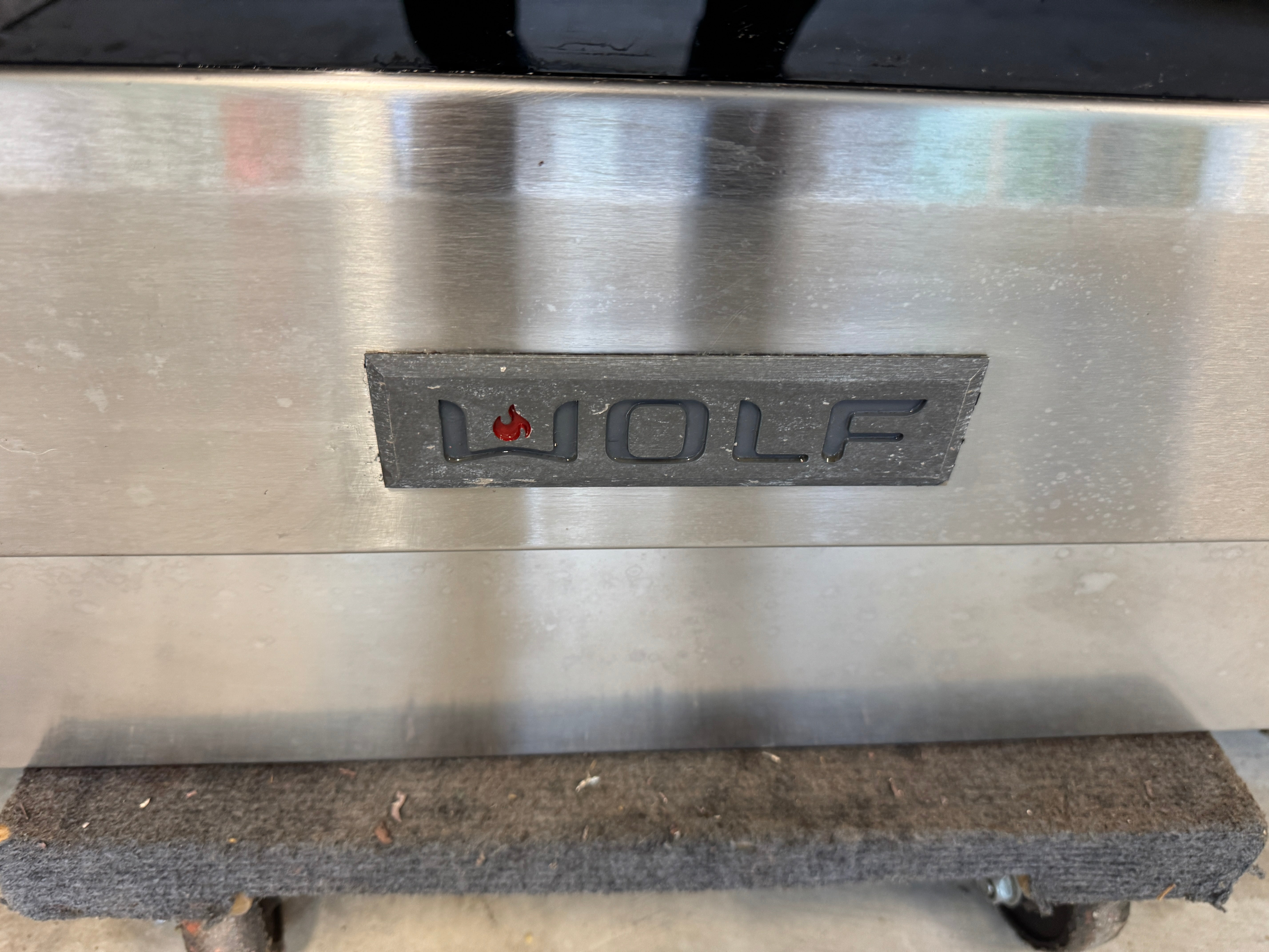 CR13-001: Wolf 60" Gas Range Model # GR606F With French Top Never Used