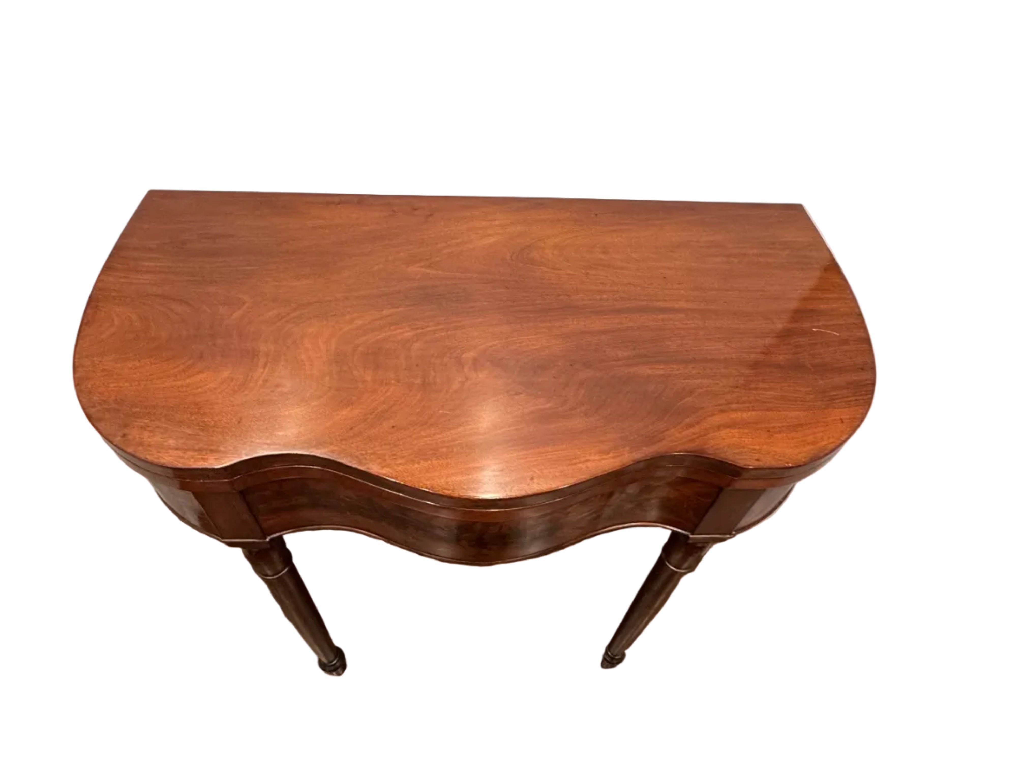 AF1-142: Antique American Sheraton Mahogany Serpentine Flip Top Card Table, Boston Circa 1800