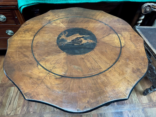 AF1-070:  Antique American Classical Walnut Center Table With Stags Leap Inlay Early 19th Century