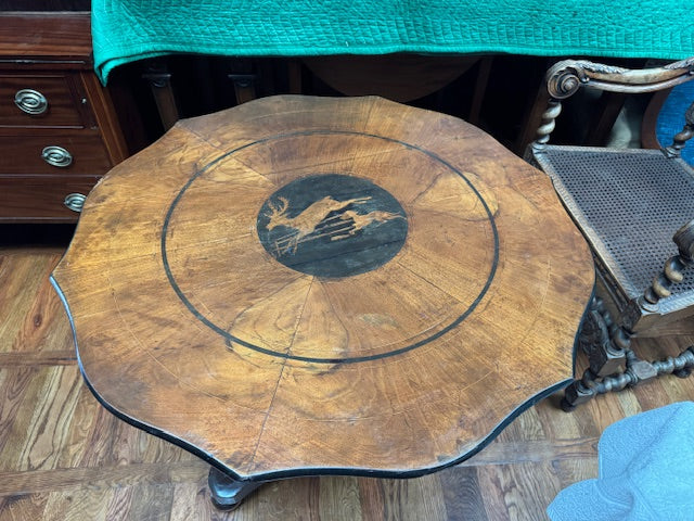 AF1-070:  Antique American Classical Walnut Center Table With Stags Leap Inlay Early 19th Century