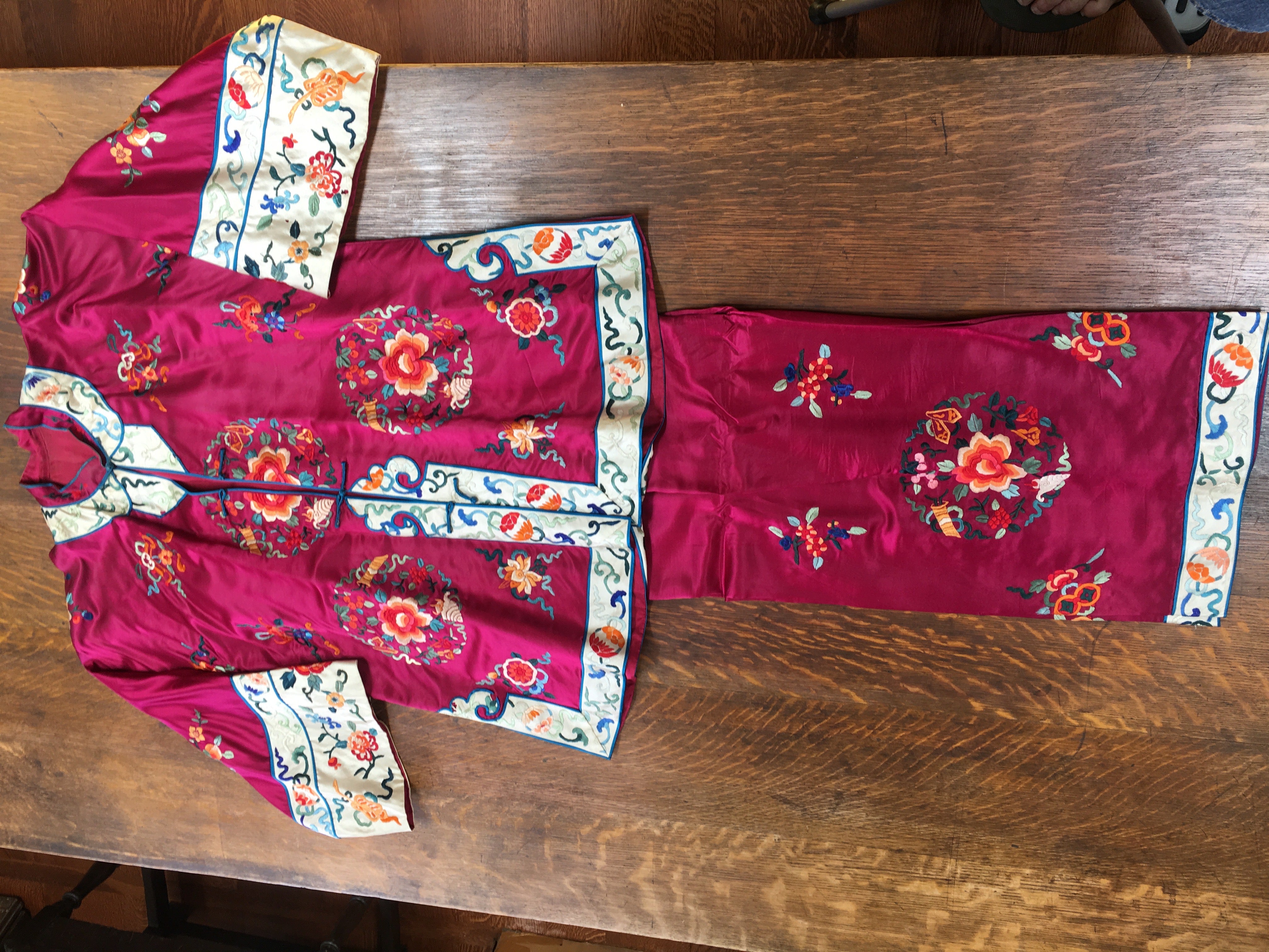 TX3-005: Antique Chinese Ladies Embroidered Pajama Pants & Jacket