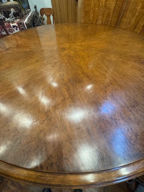 AF1-356: Therien Studio Workshops Large Walnut Circular Dining Table Late 20th Century