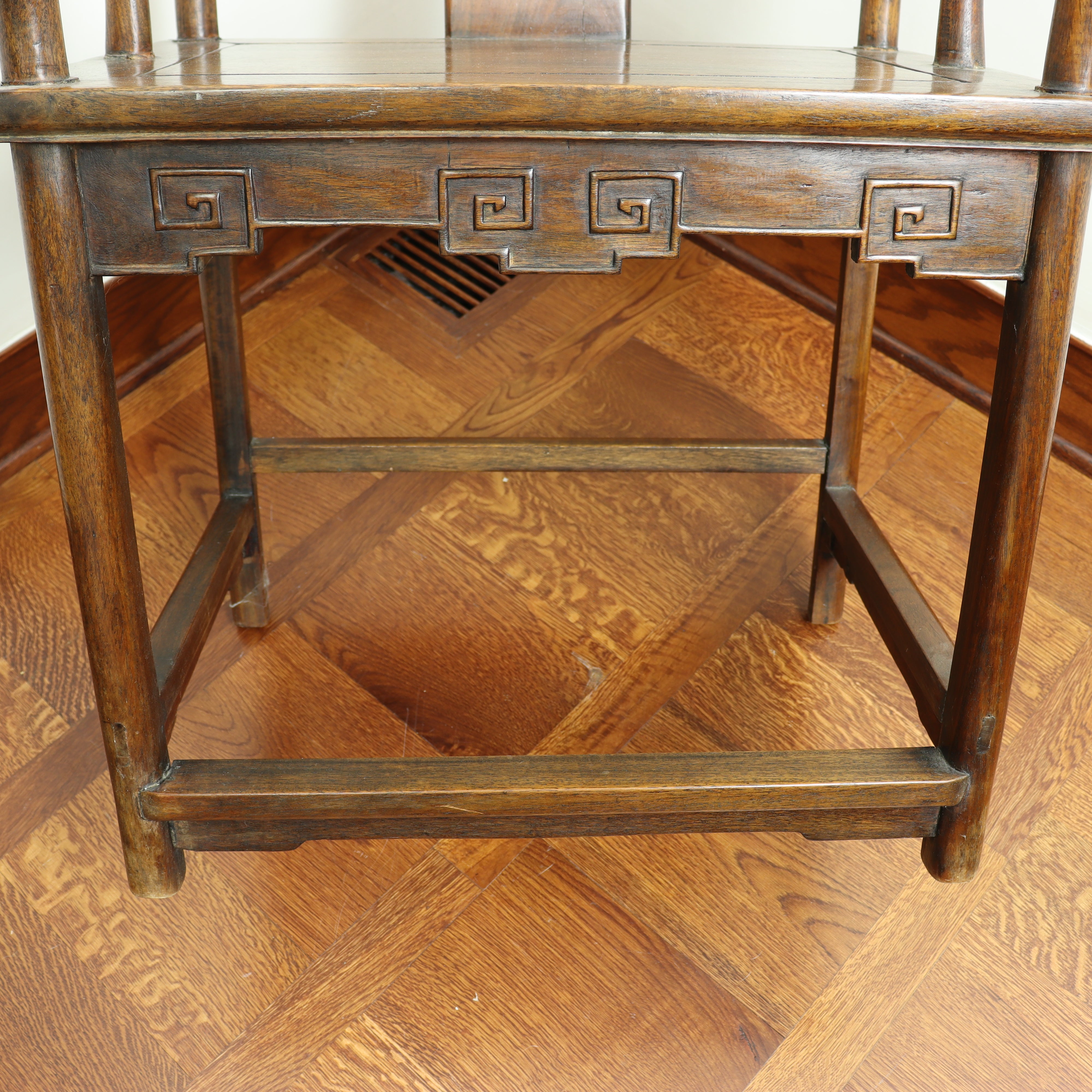 AF2-219: Antique Late 19th Century Chinese Hardwood Horseshoe Chair