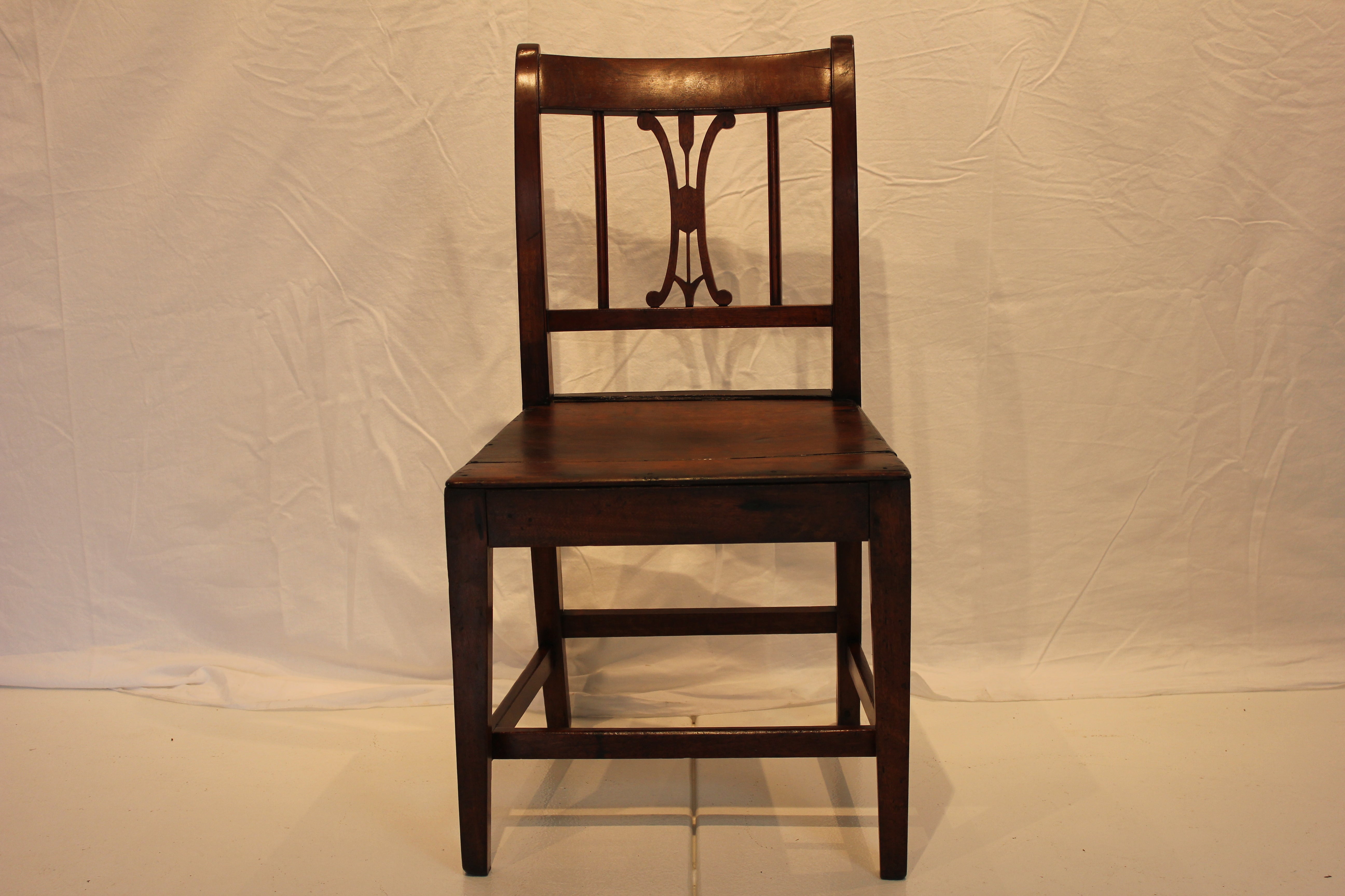 AF2-177: Antique Early 19th Century American Federal Walnut Side Chair with Plank Seat