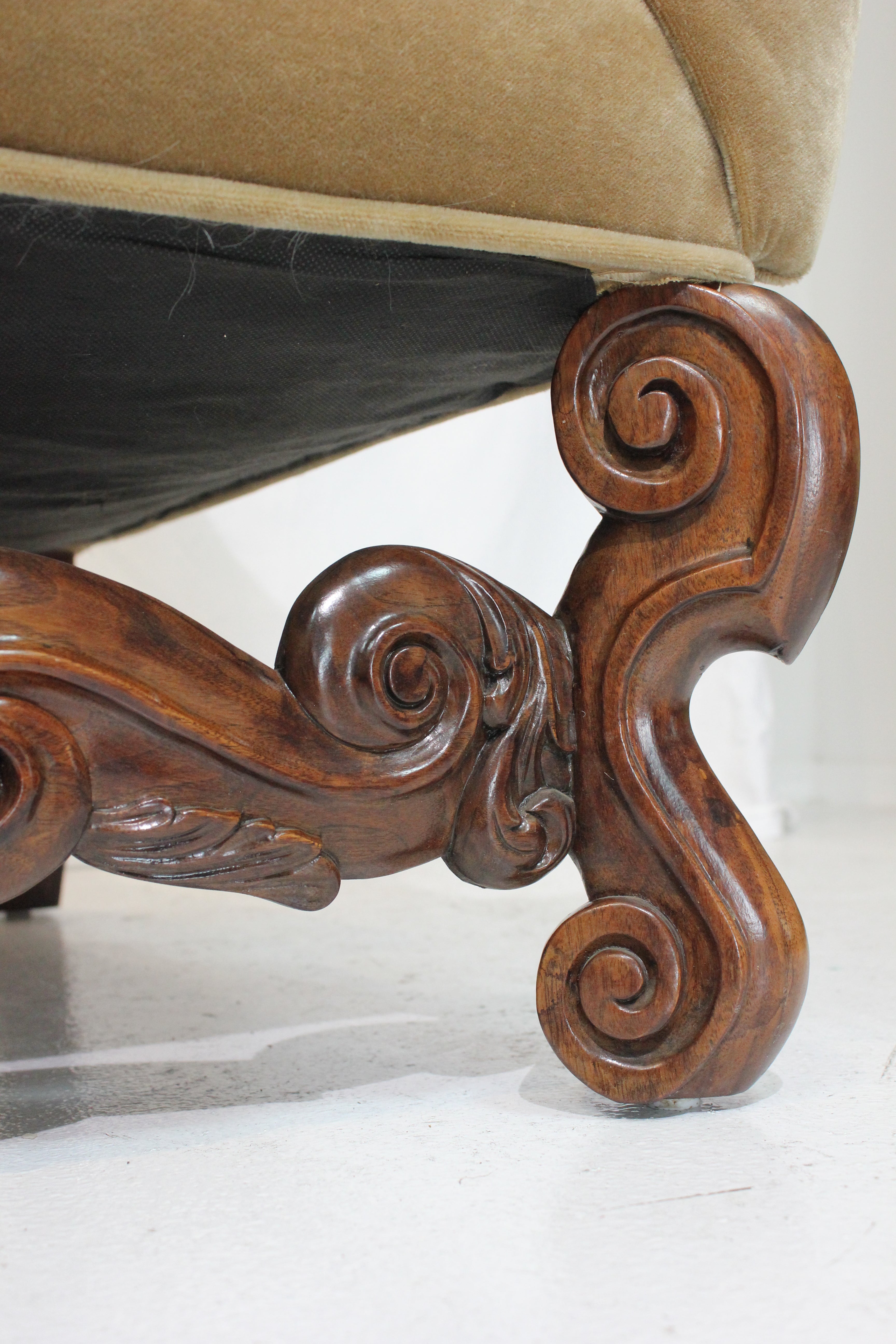 AF2-125: Antique Pair of Early 20th Century Charles II Style Carved Walnut Sofas w/ Mohair Upholstery