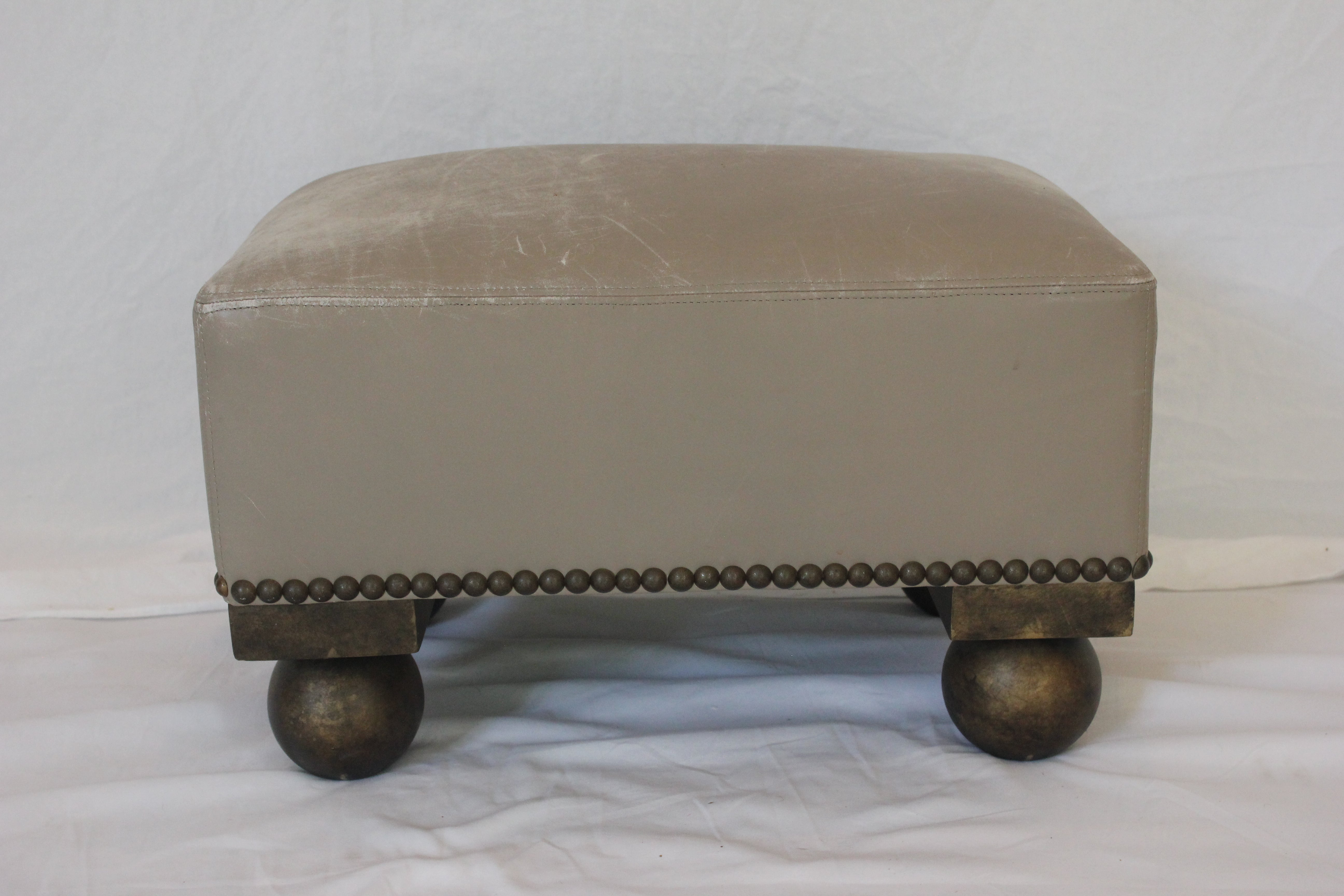 AF2-376: Vintage Late 20th Century Upholstered Leather Bench