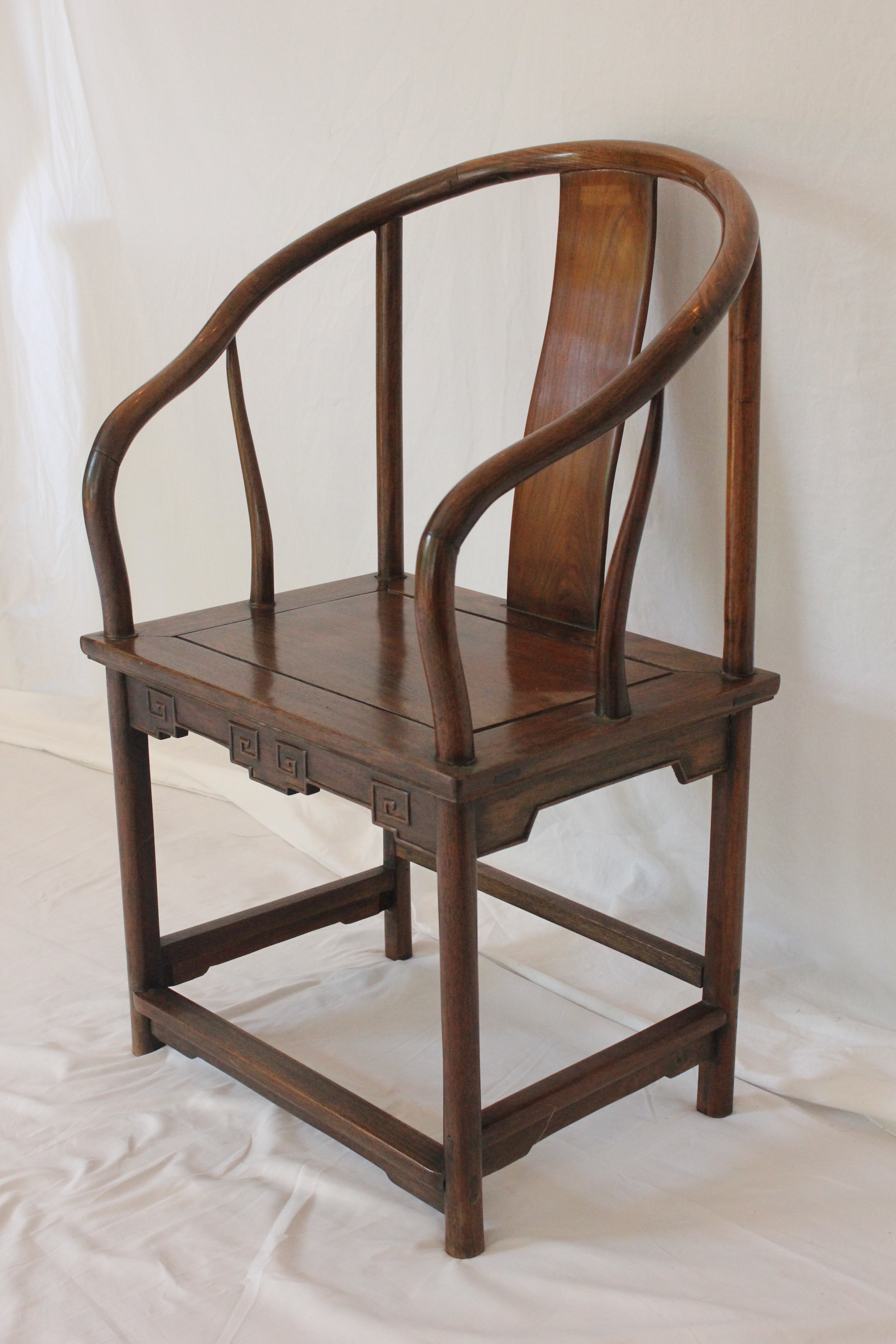 AF2-219: Antique Late 19th Century Chinese Hardwood Horseshoe Chair