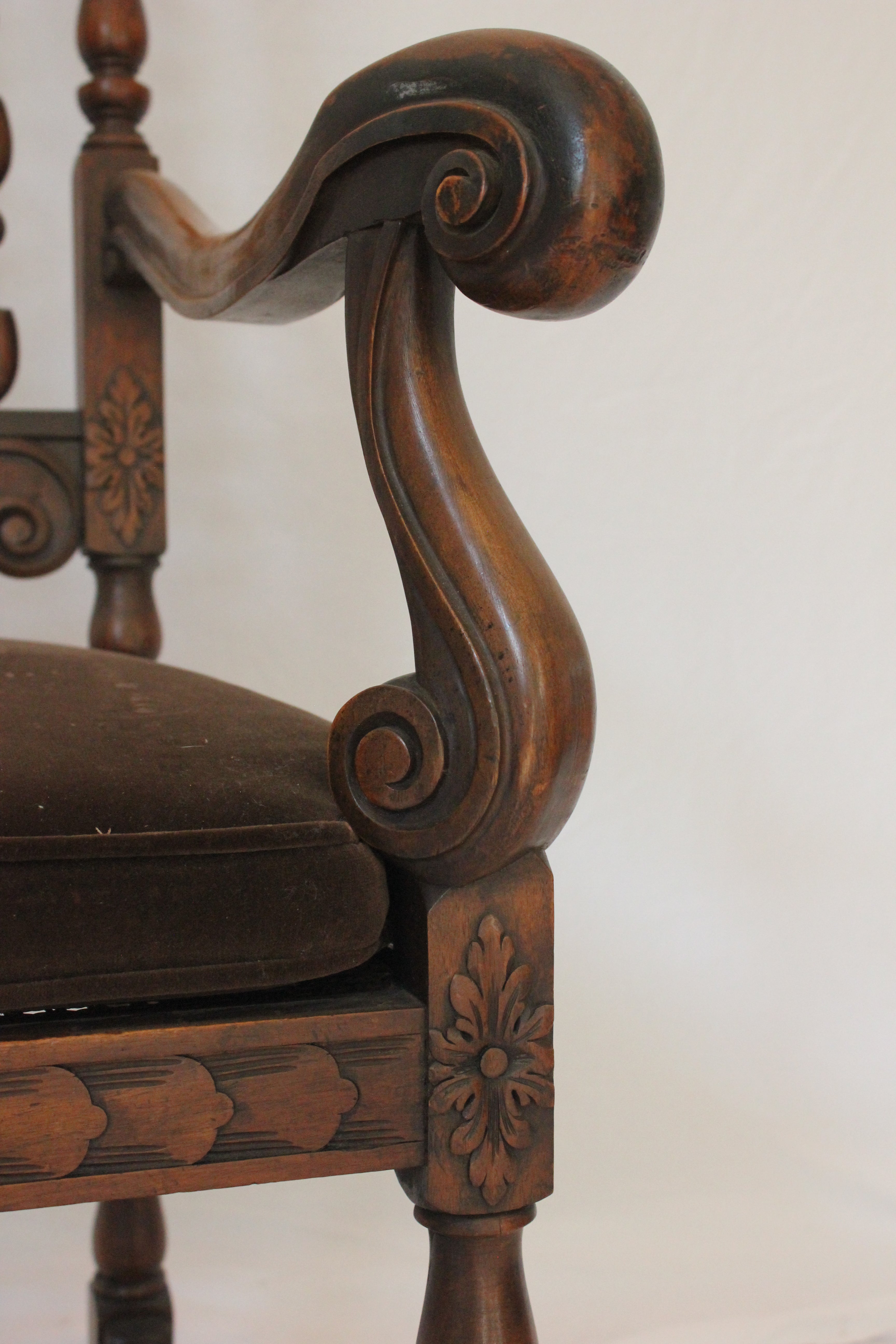 AF2-223: Antique Early 20th Century Heavily Carved Walnut Charles II Style Open Arm Chair