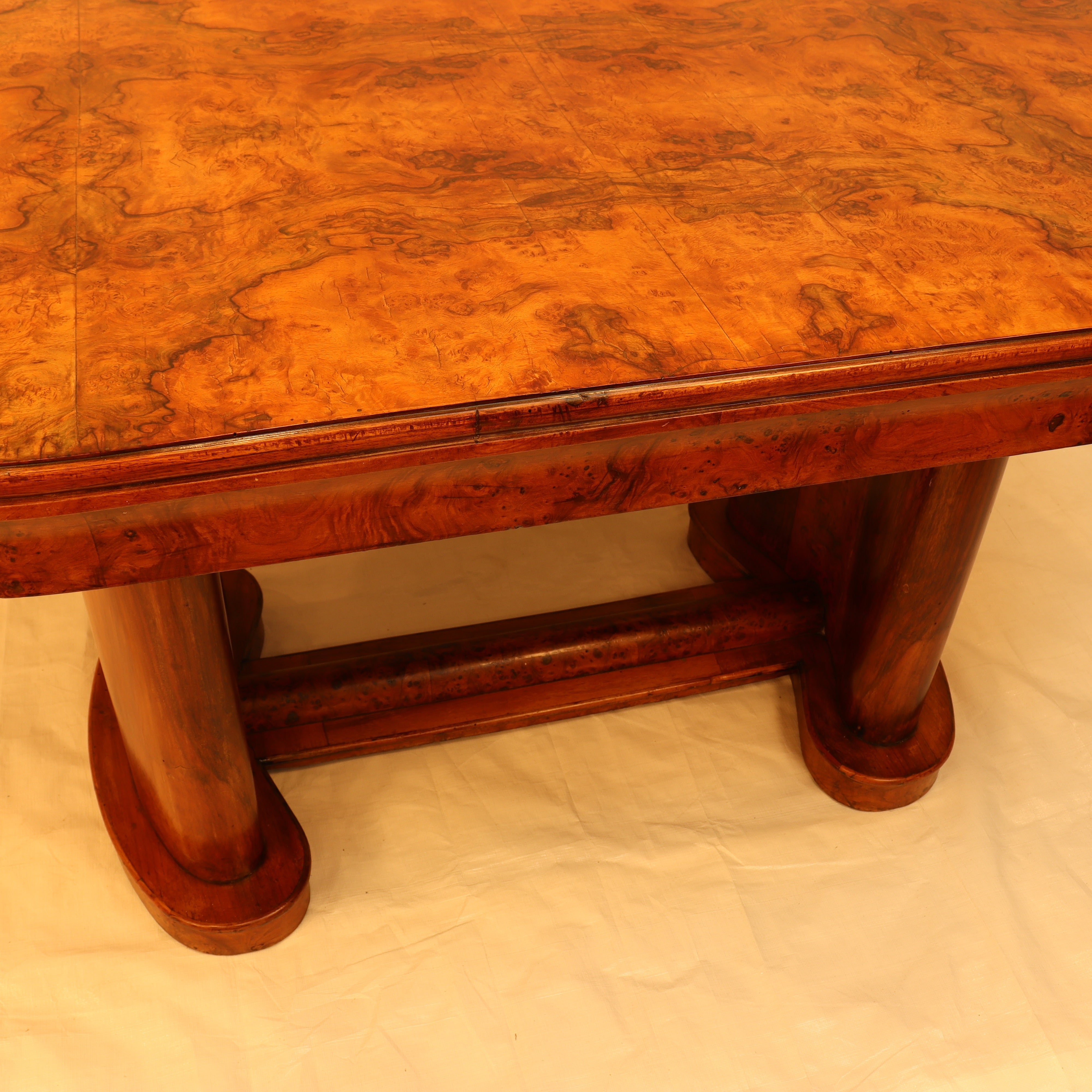 AF1-393: Antique Early 19th Century Austrian Biedermeier Burled Walnut Library Table