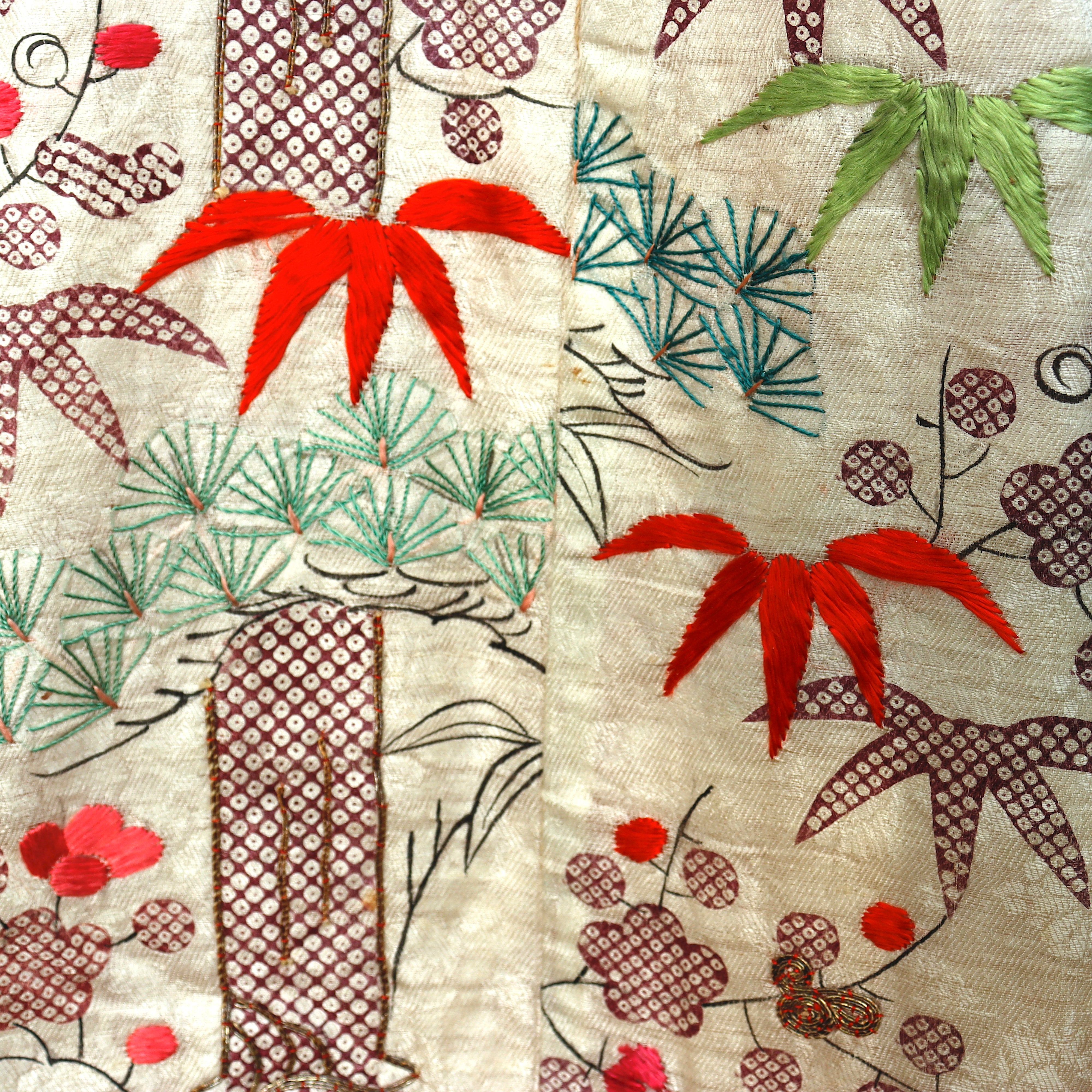 TX4-001: Antique Japanese Uchikake Outer Wedding Robe Early 19th Century