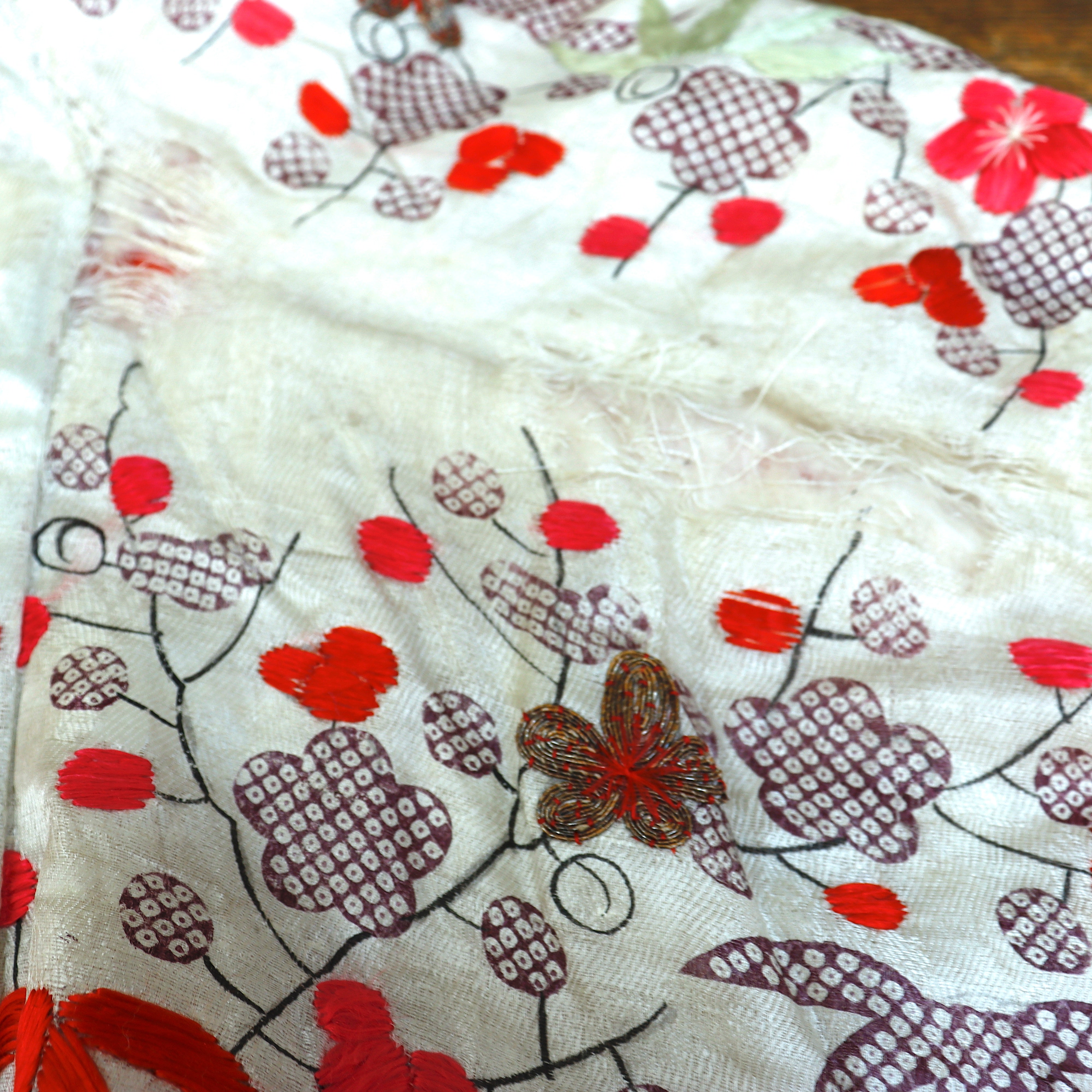 TX4-001: Antique Japanese Uchikake Outer Wedding Robe Early 19th Century