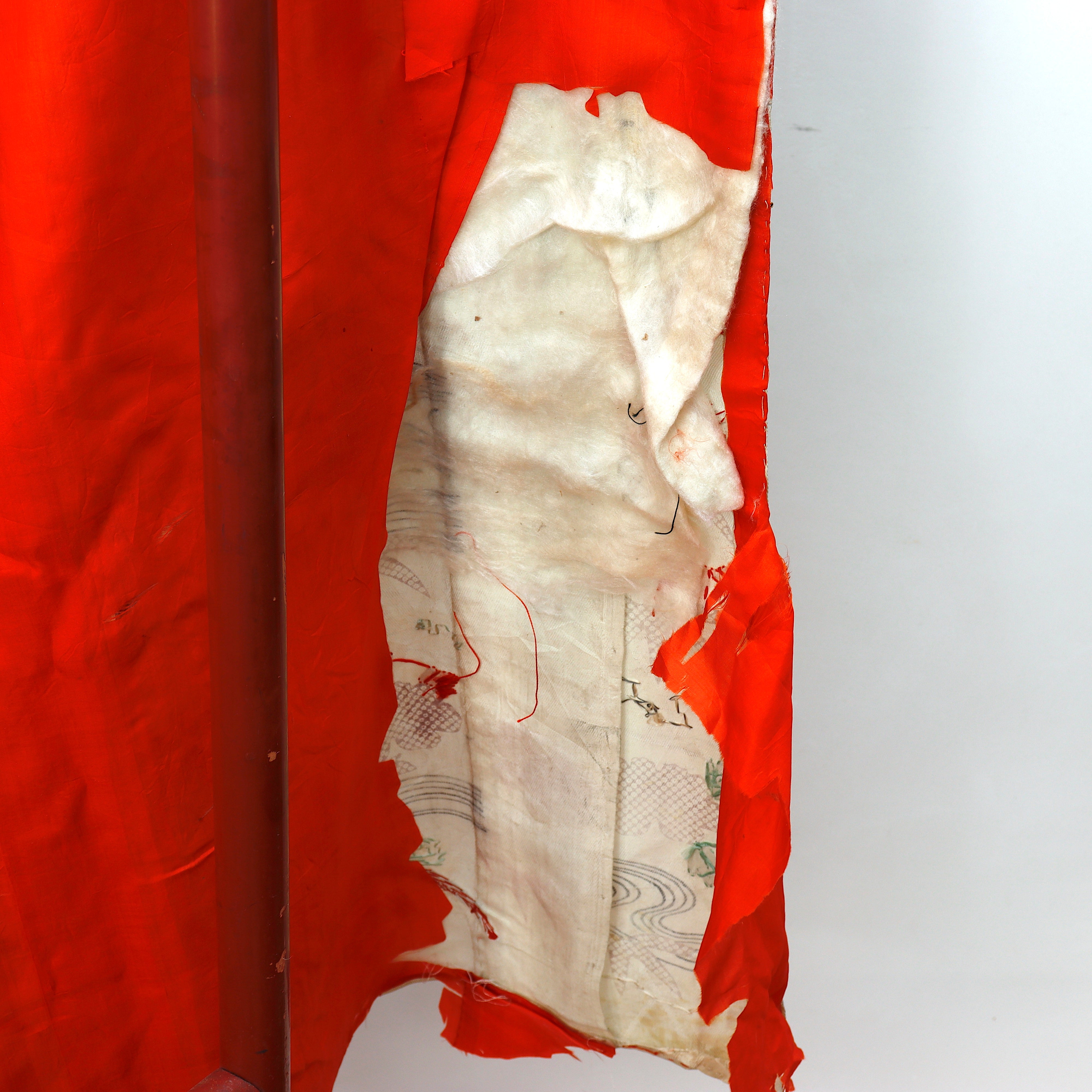 TX4-002: Antique Japanese Uchikake Outer Wedding Cape Early 19th Century