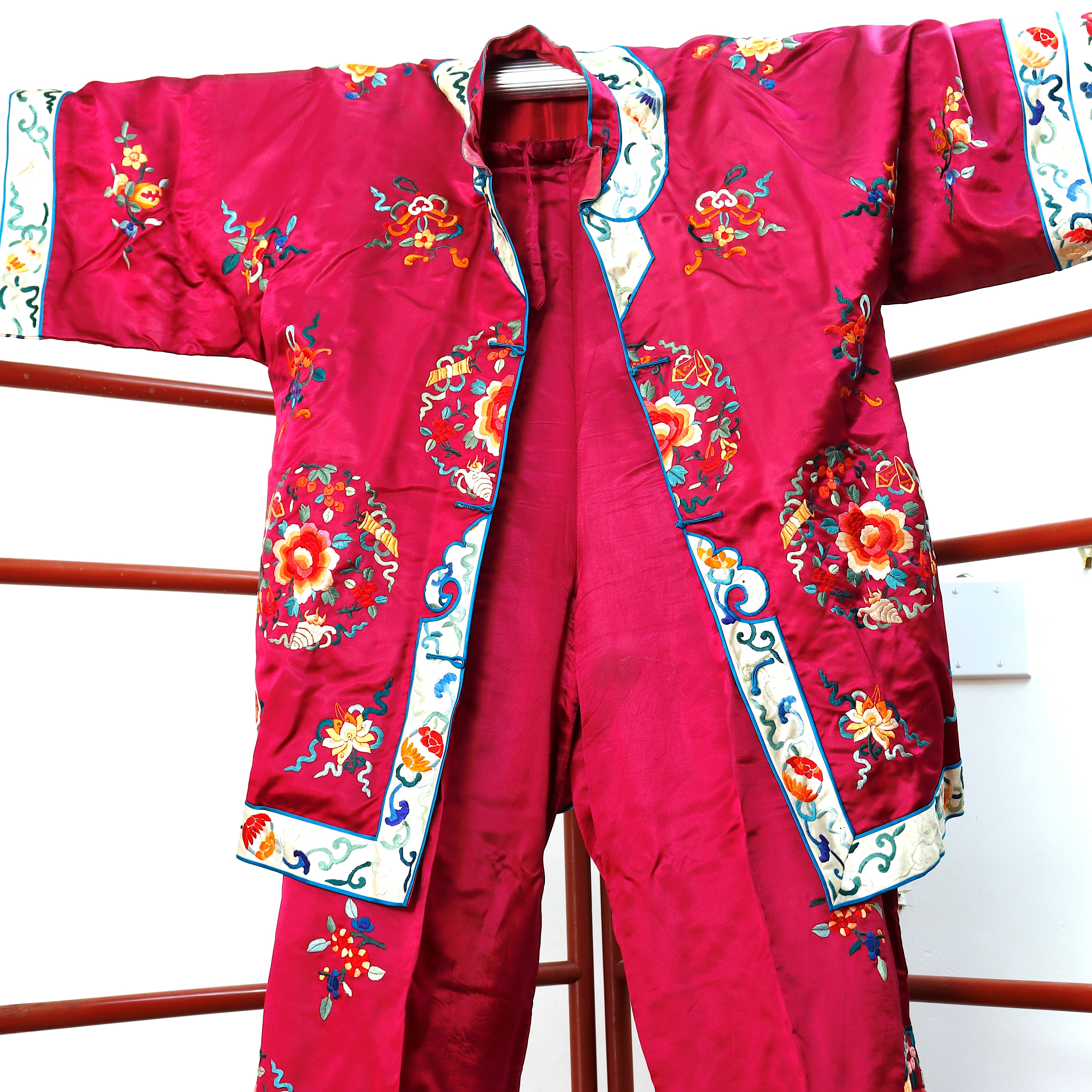 TX3-005: Antique Chinese Ladies Embroidered Pajama Pants & Jacket