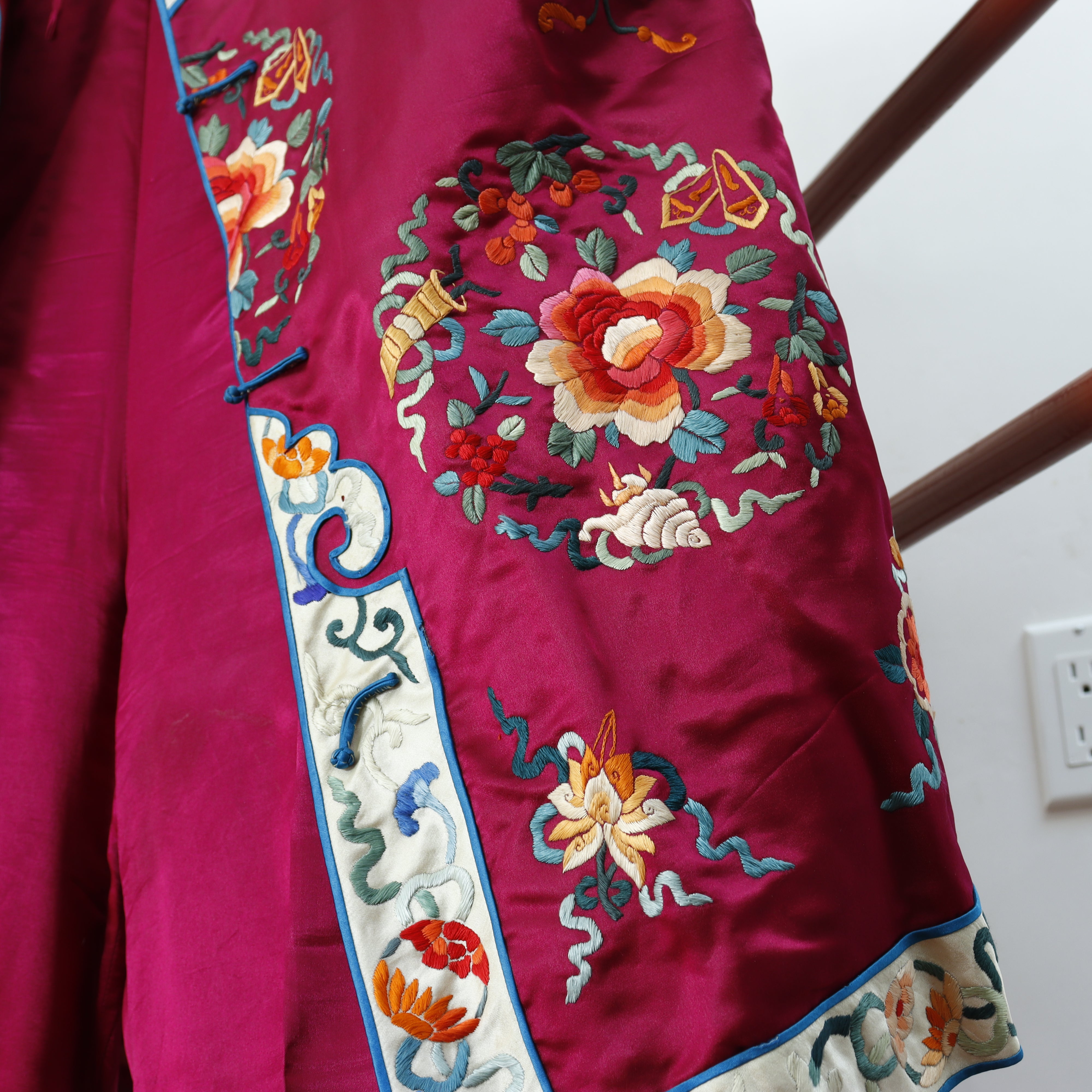 TX3-005: Antique Chinese Ladies Embroidered Pajama Pants & Jacket