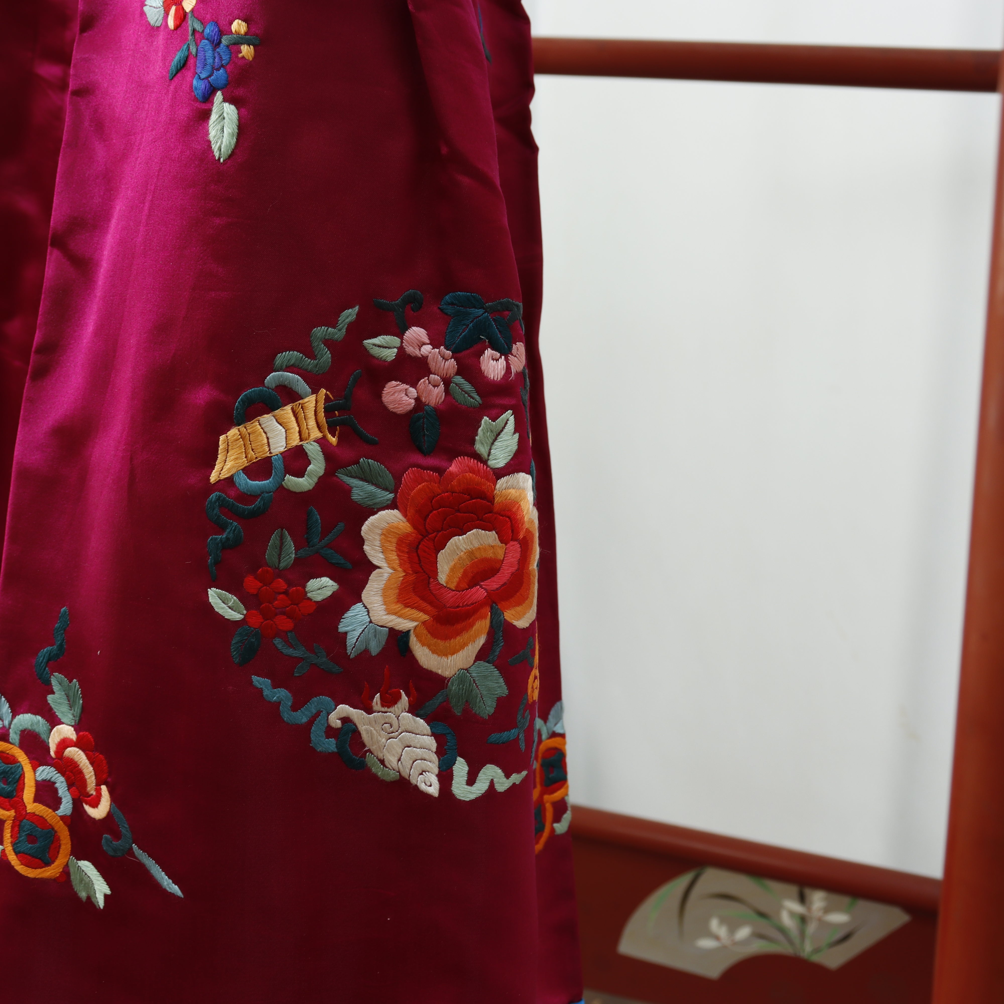 TX3-005: Antique Chinese Ladies Embroidered Pajama Pants & Jacket