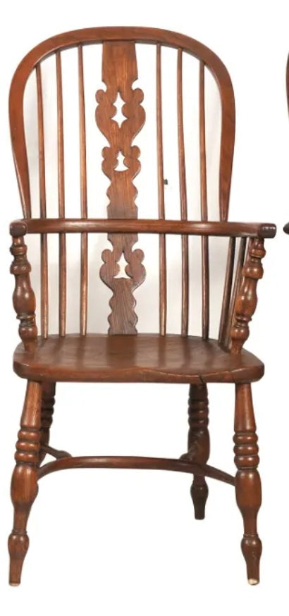 AF2-422: Antique Mid 19th Century American Sack Back Windsor Arm Chair