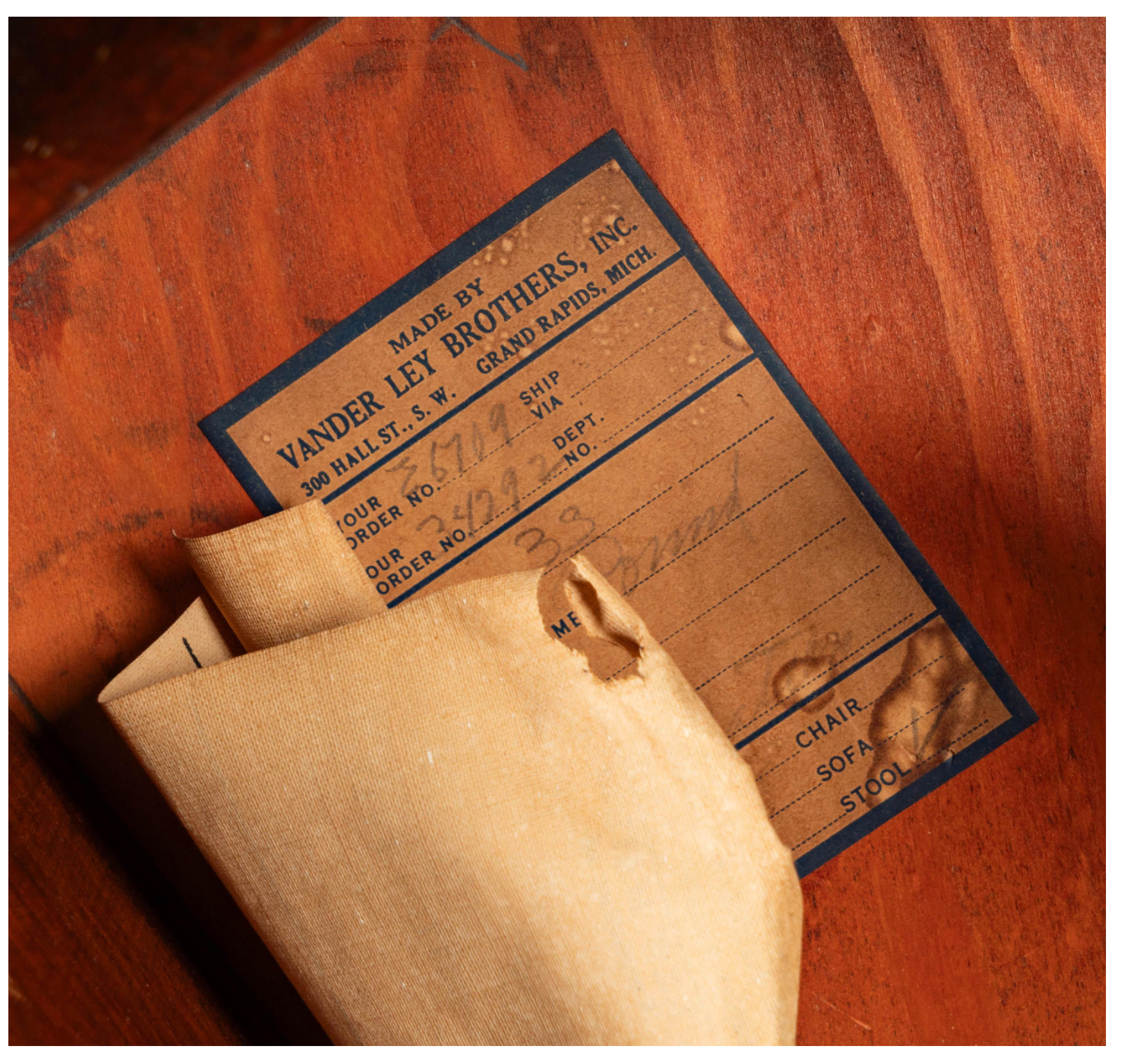 AF2-429: Antique His & Hers Pair Carved Walnut Victorian Style Parlor Chairs Early 20th Century