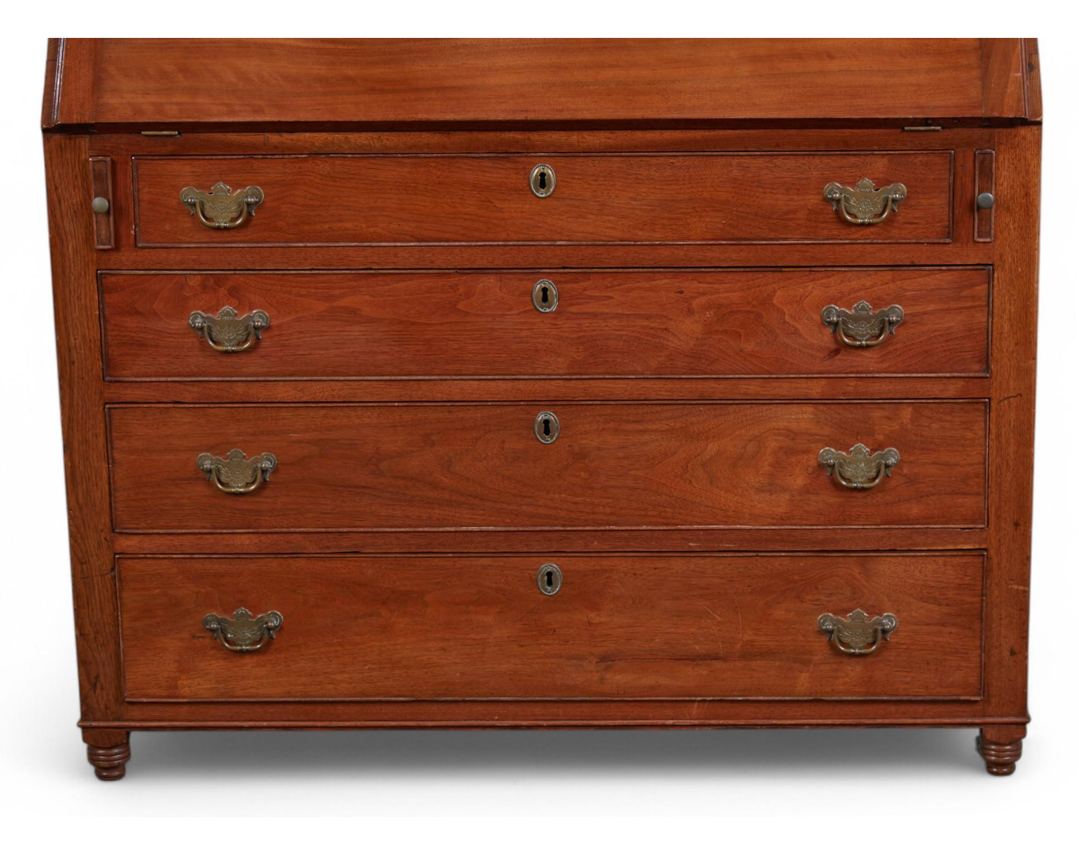 AF5-186: Antique American Federal Walnut Slant Front Desk Late 18th Century