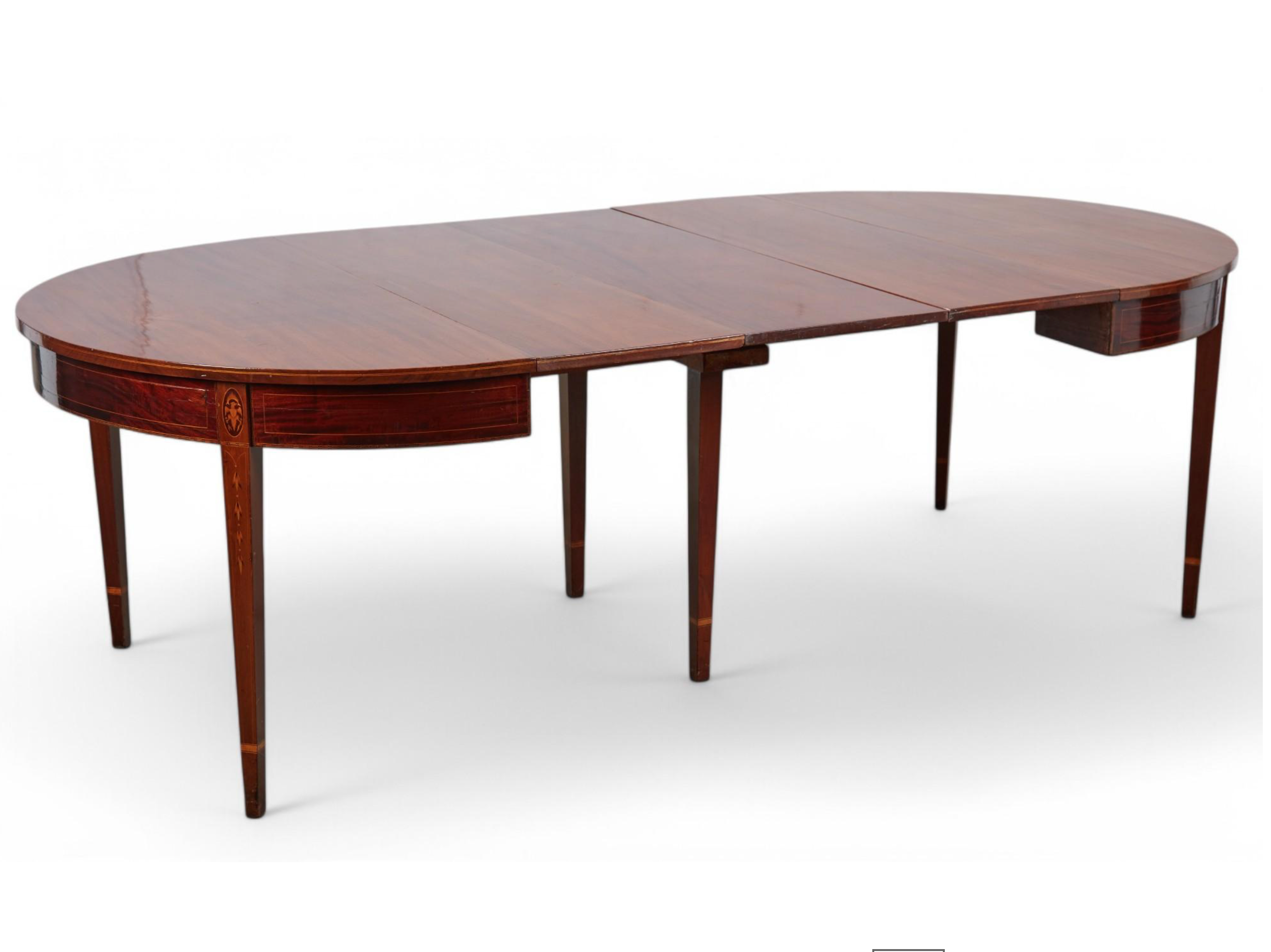 AF1-420: Antique American Federal Inlaid Mahogany Round Extension Dining Table Early 19th Century